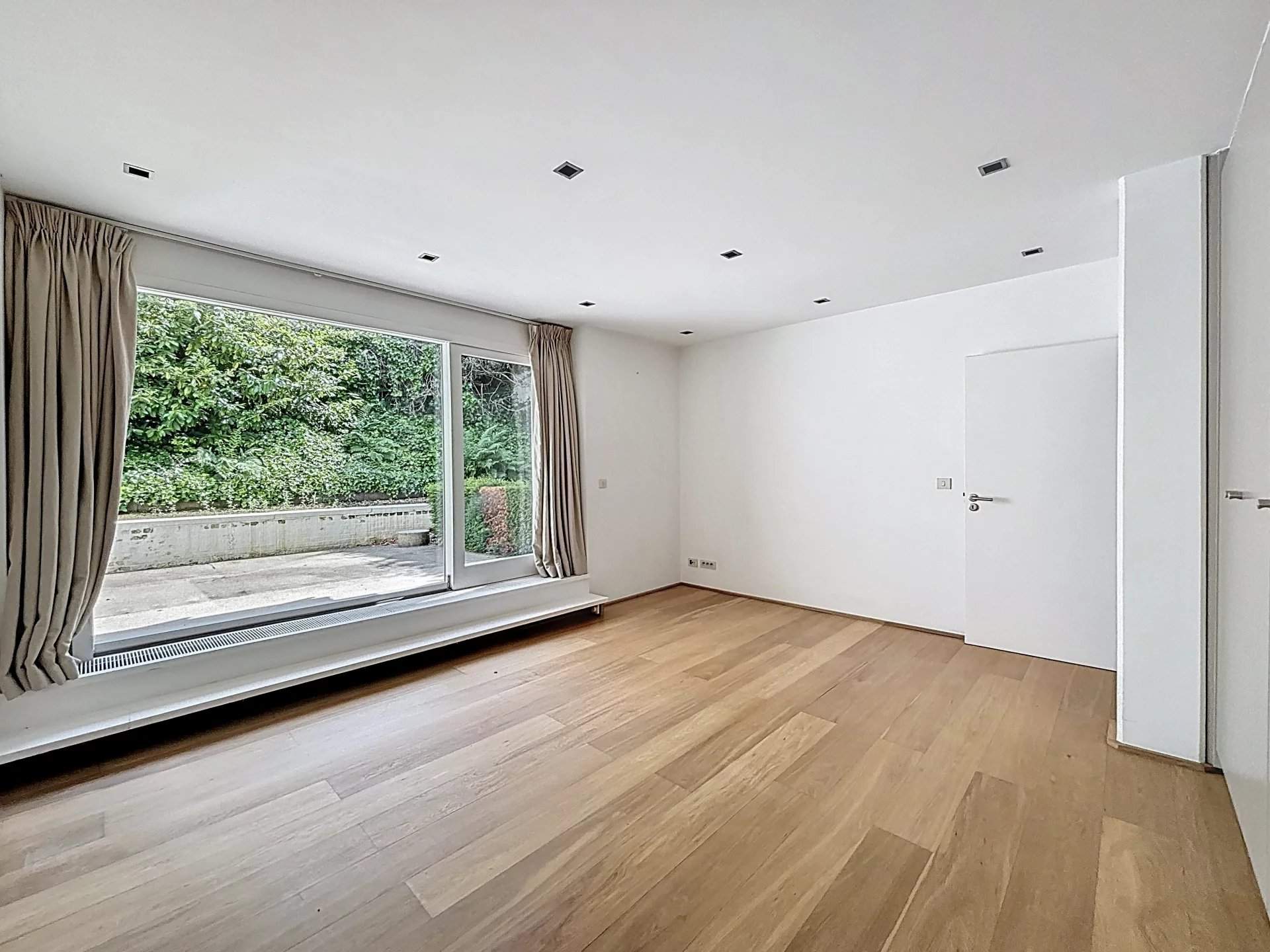 Uccle  - Maison 8 Pi&egrave;ces 5 Chambres - picture 16