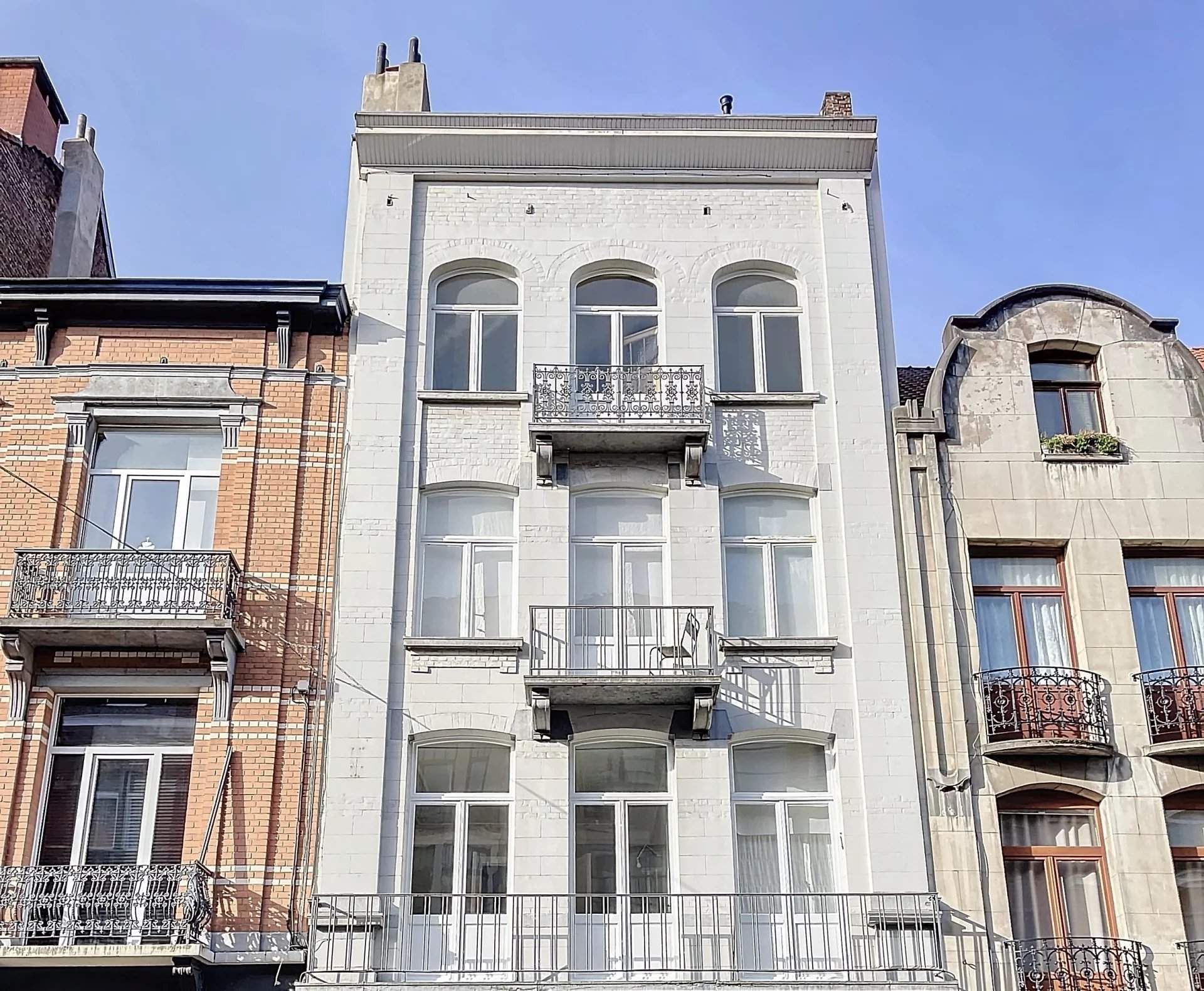 Uccle  - Immeuble  - picture 1