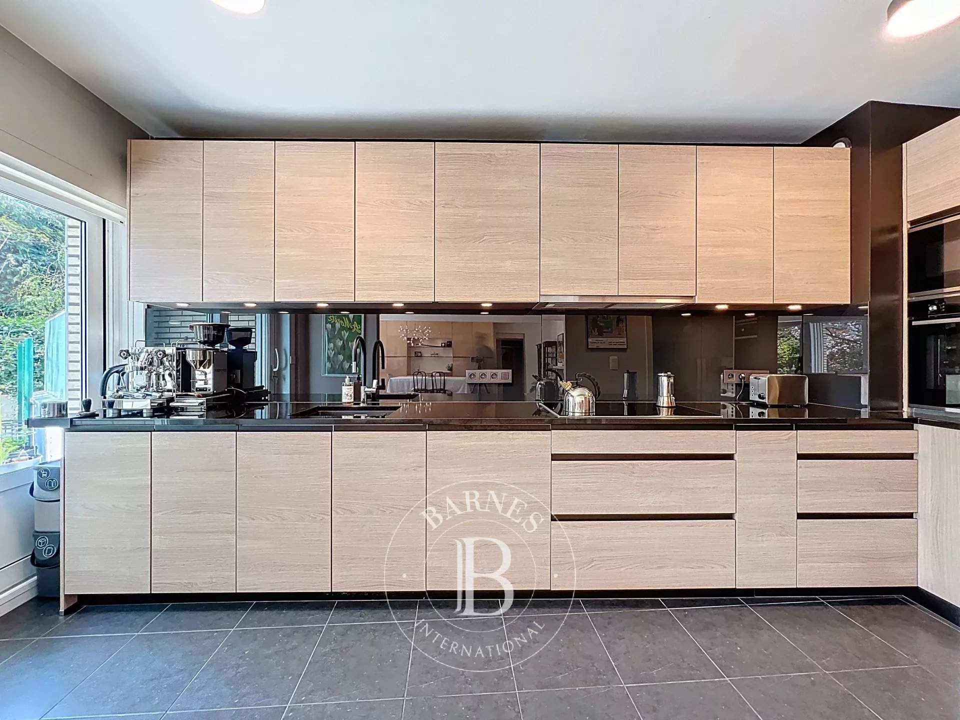 Uccle  - Apartment 4 Bedrooms - picture 4