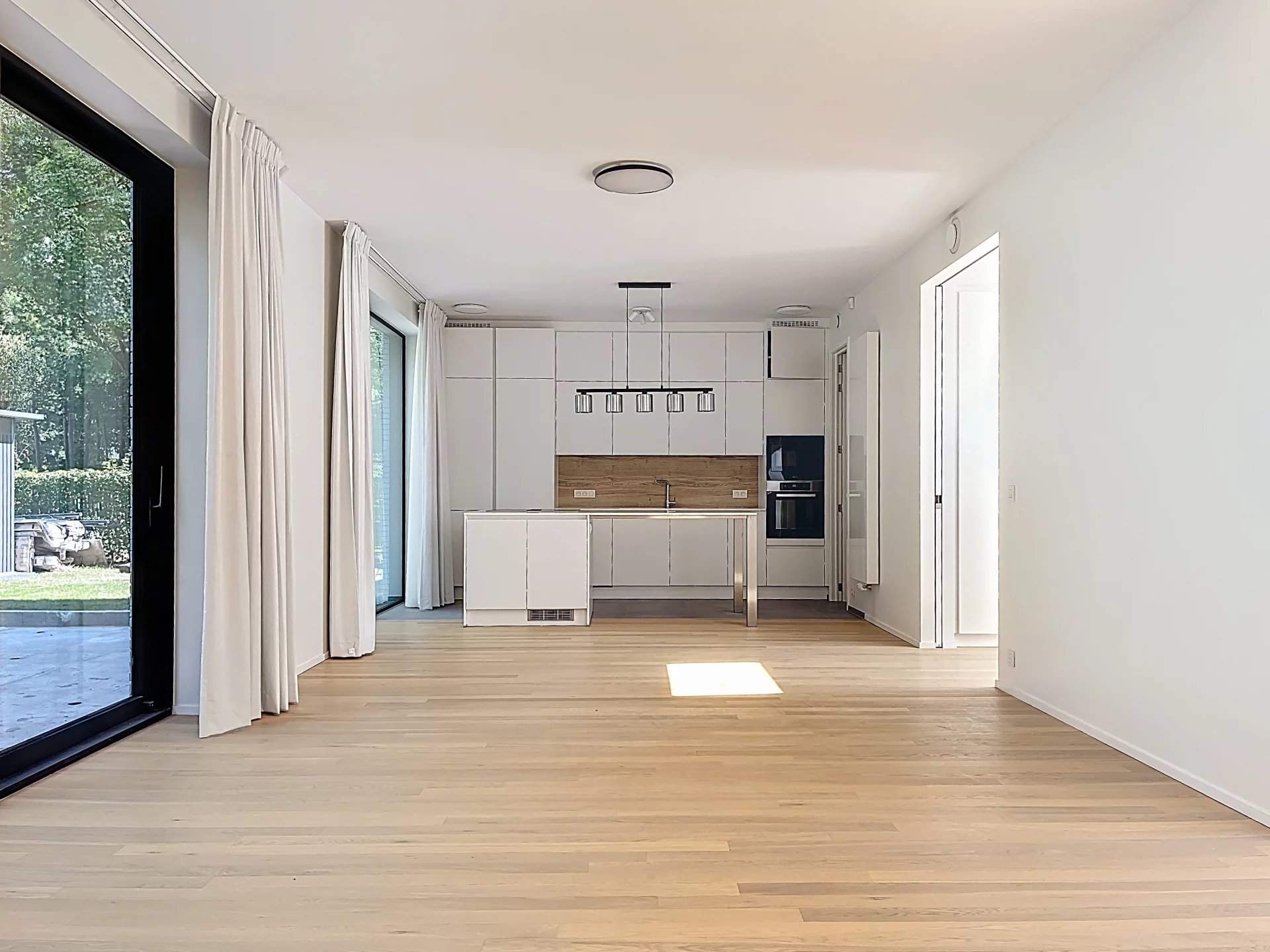 Uccle  - Maison 6 Pi&egrave;ces 3 Chambres - picture 1