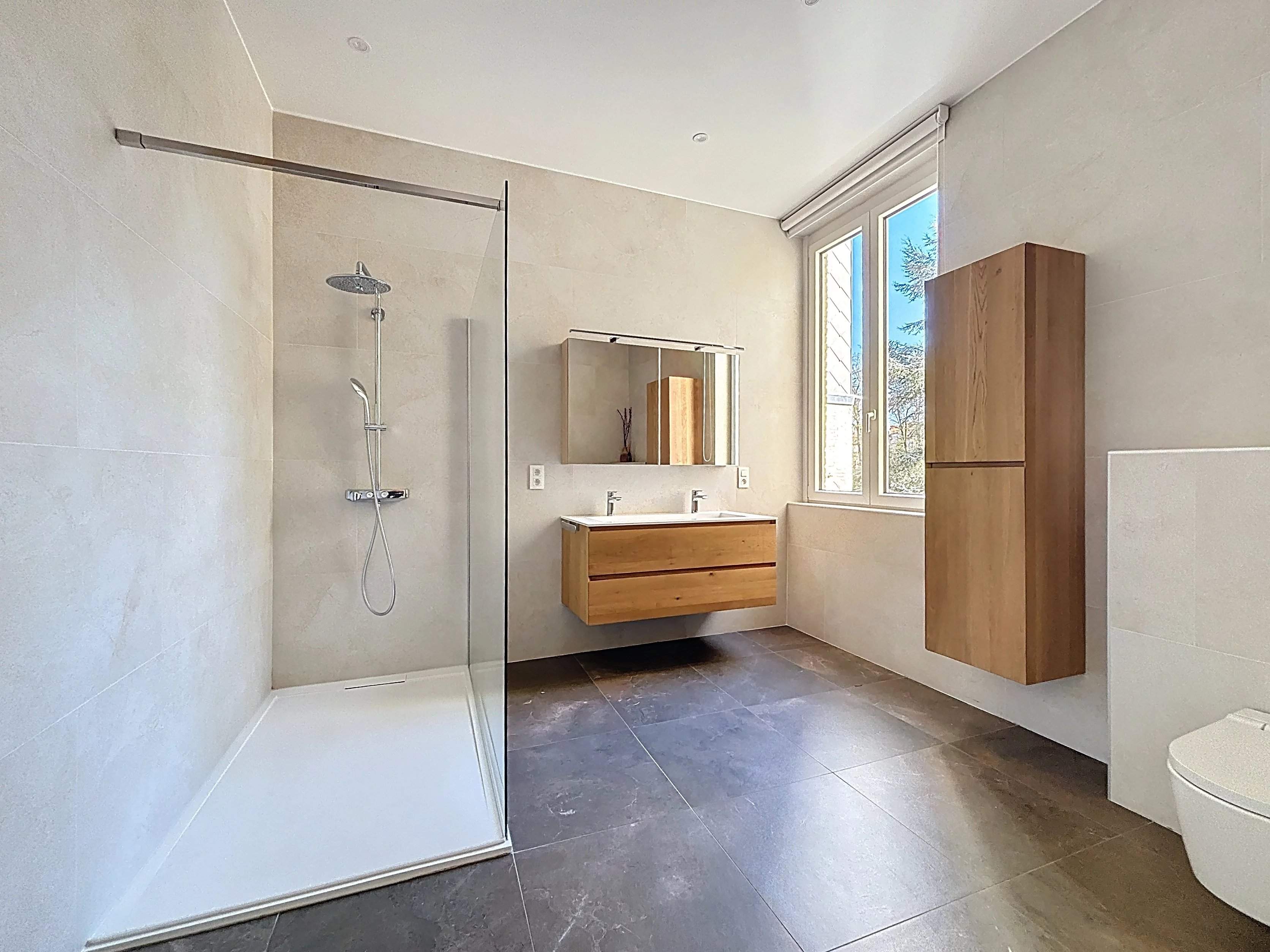 Uccle  - Maison 19 Pi&egrave;ces 7 Chambres - picture 12