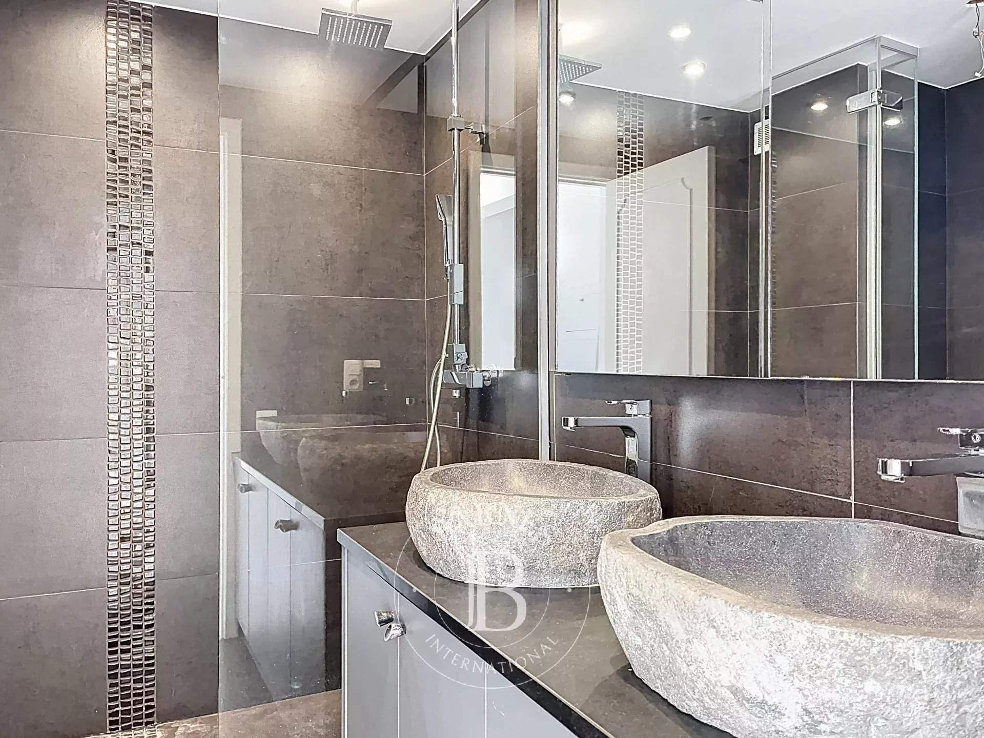 Bruxelles  - Appartement 9 Pi&egrave;ces 4 Chambres - picture 13