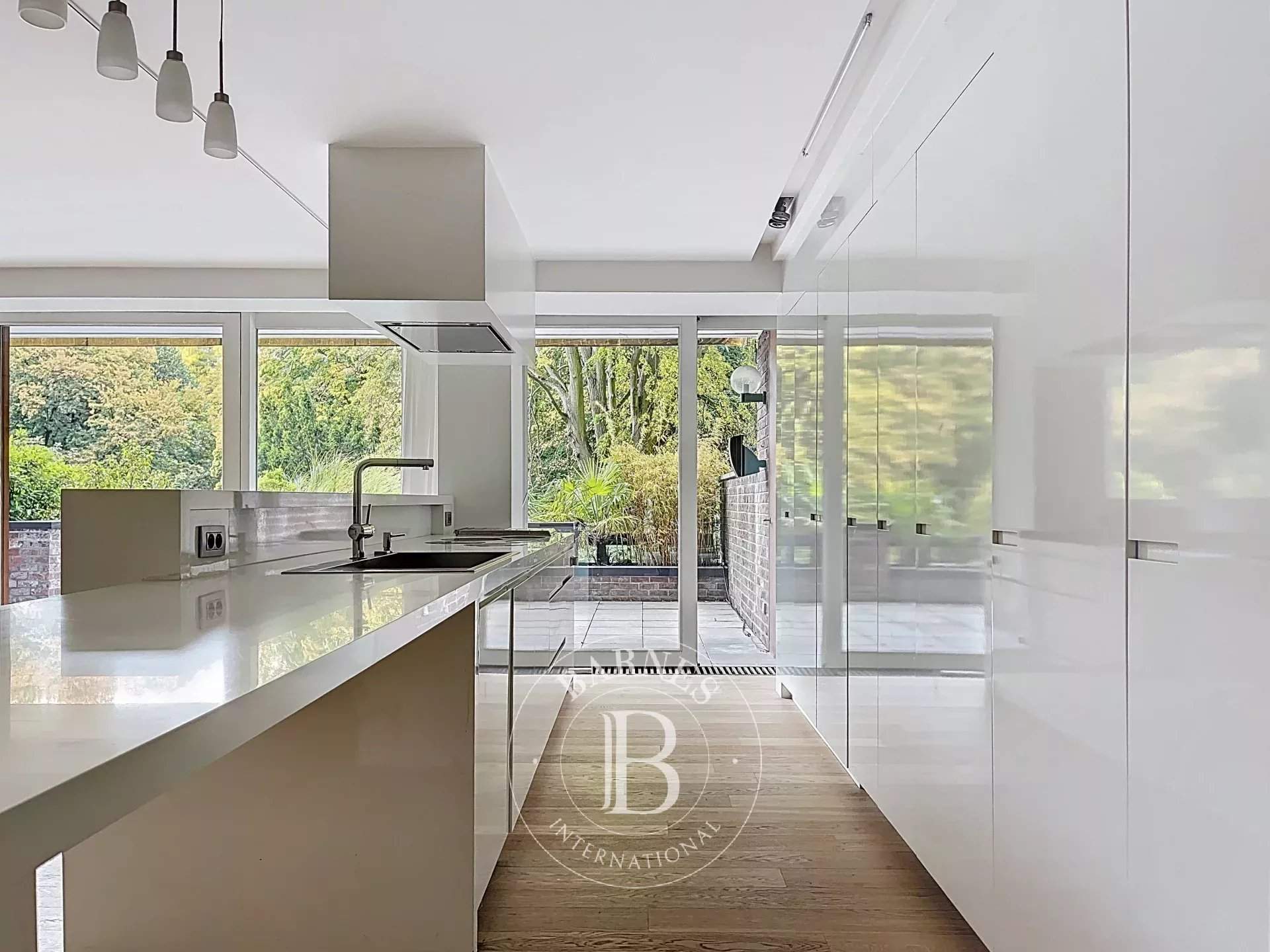 Uccle  - Appartement 8 Pièces 4 Chambres - picture 11