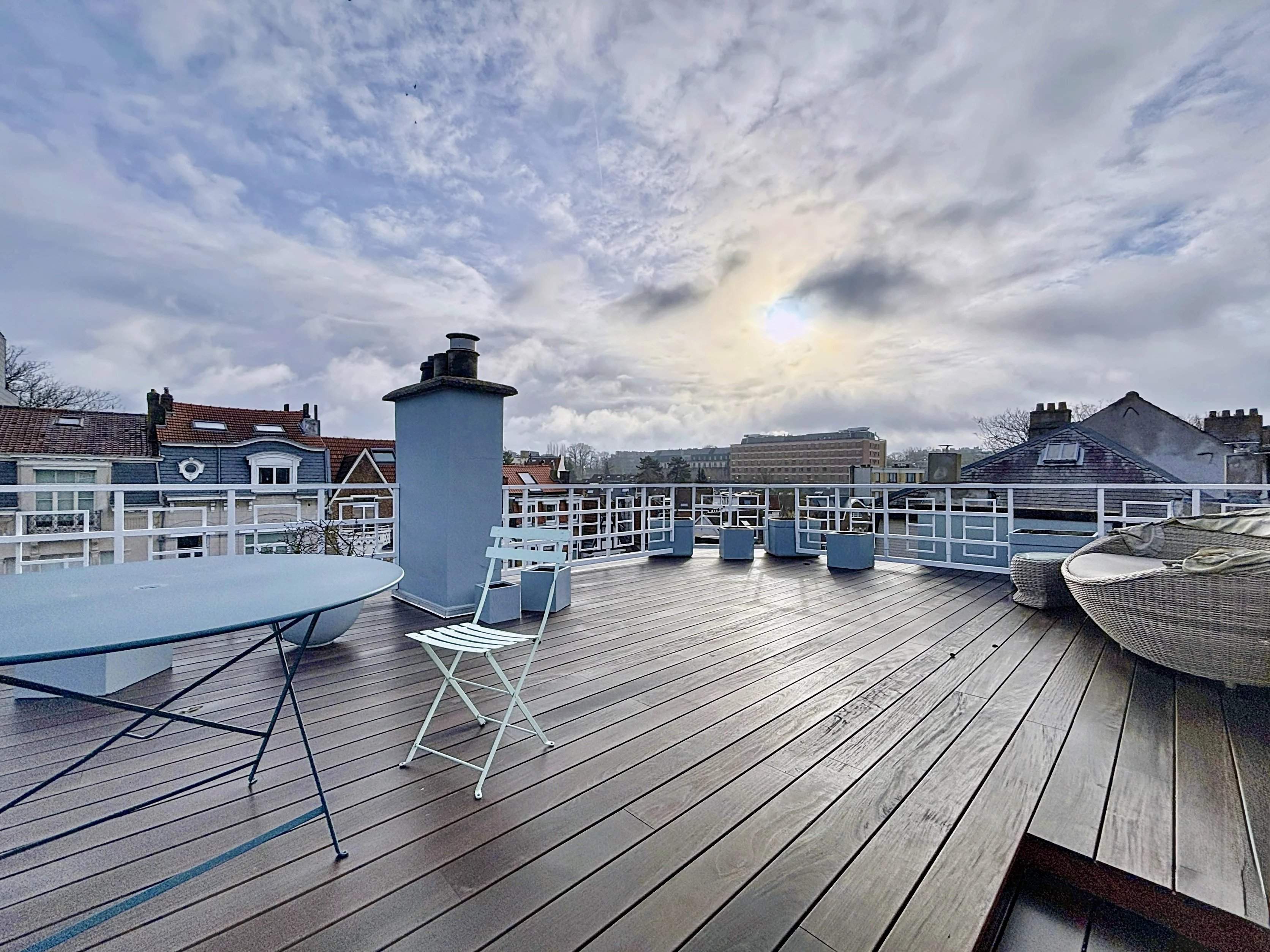 Uccle  - Appartement 10 Pi&egrave;ces 3 Chambres - picture 4