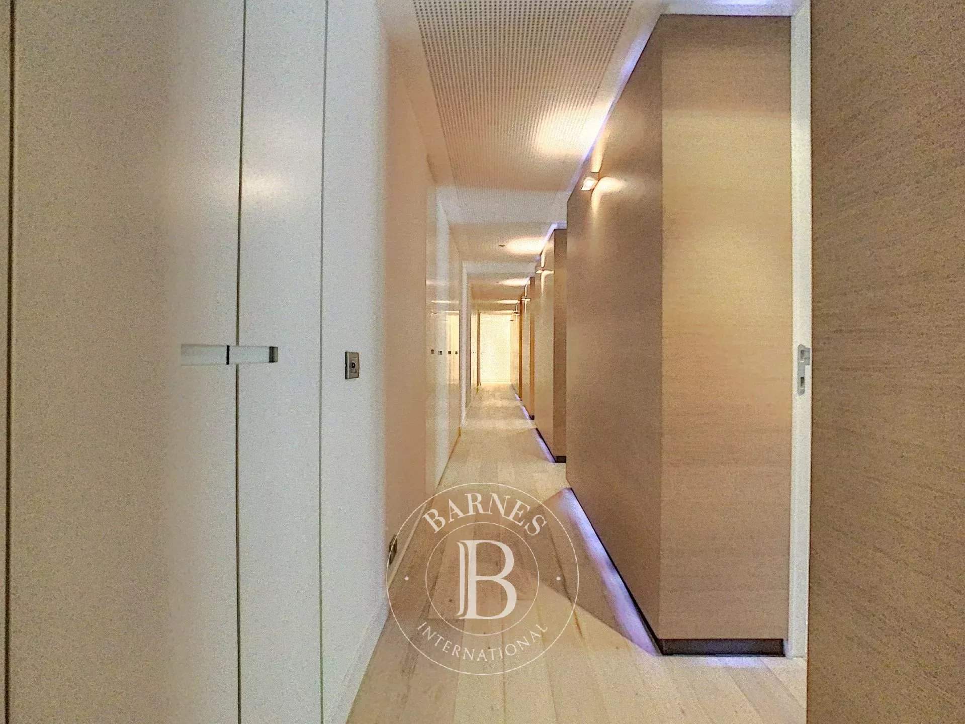 Uccle  - Appartement 8 Pièces 4 Chambres - picture 13