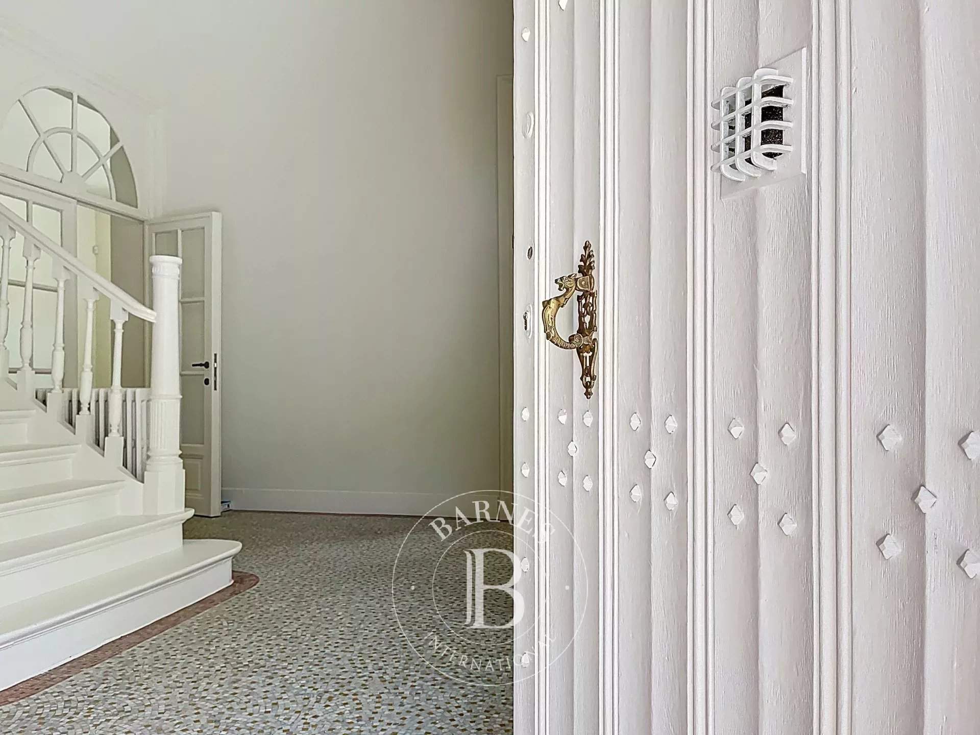 Uccle  - Maison 19 Pièces 5 Chambres - picture 2