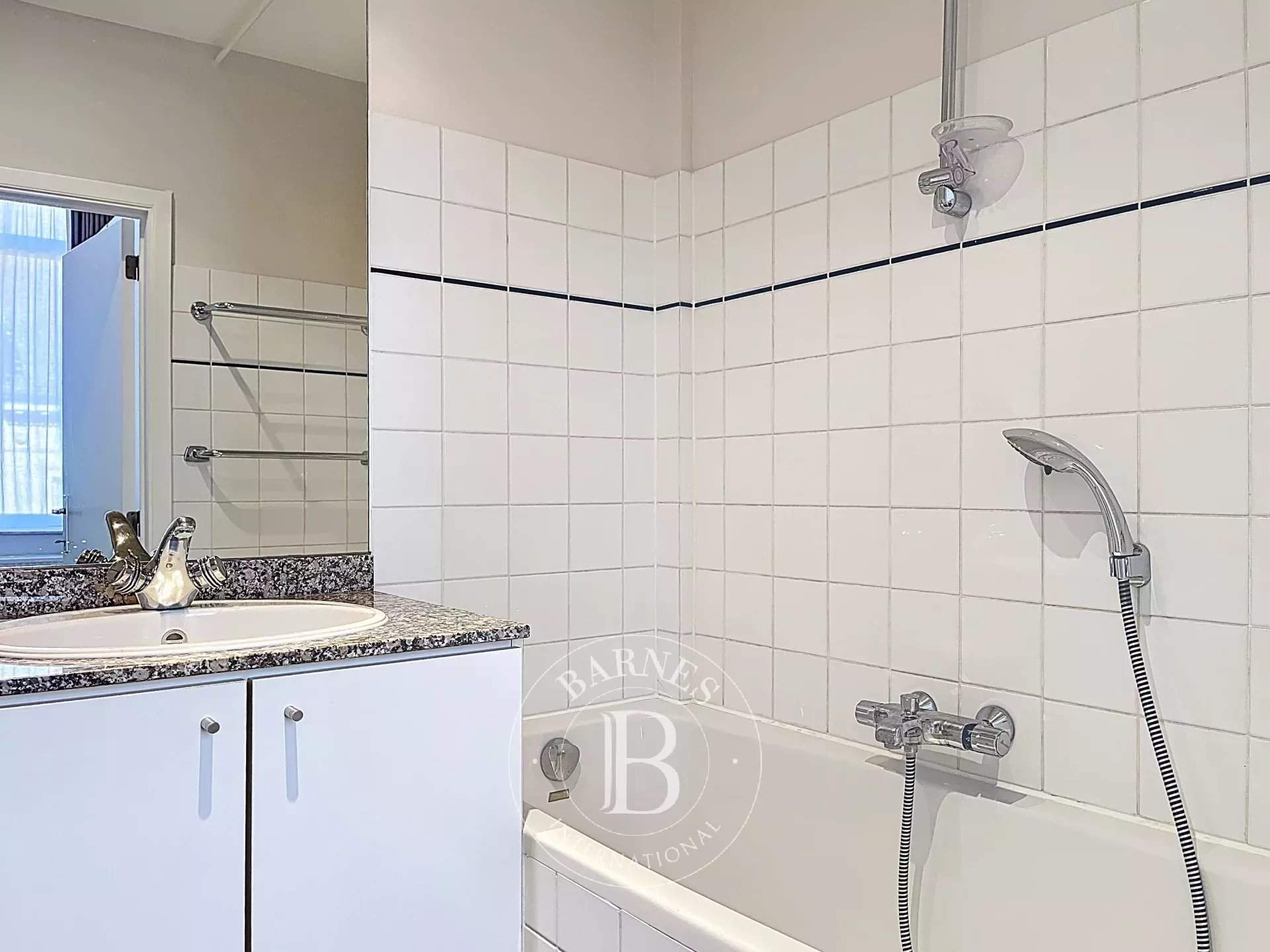 Bruxelles  - Piso 5 Cuartos 2 Habitaciones - picture 8