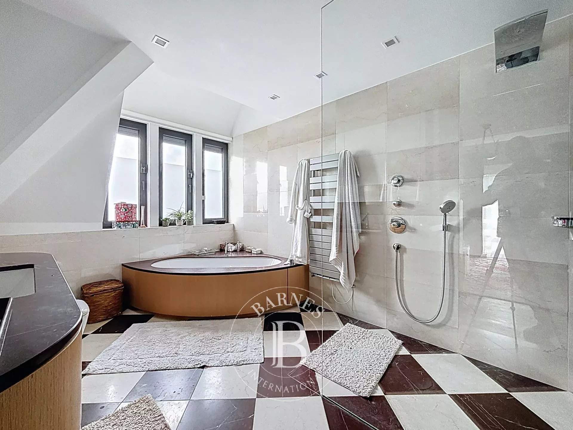 Uccle  - House 4 Bedrooms - picture 17