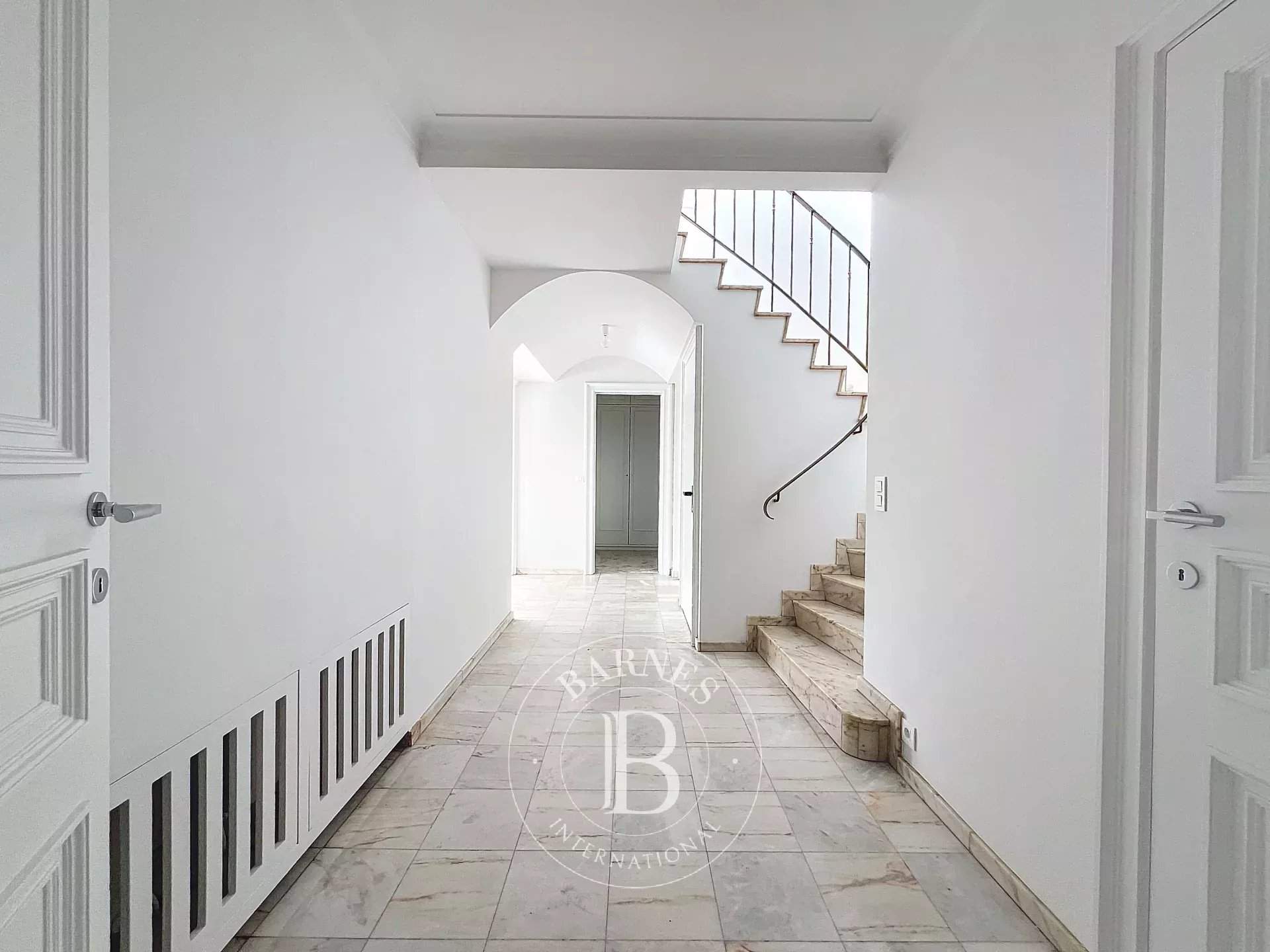 Uccle  - Apartment 4 Bedrooms - picture 12