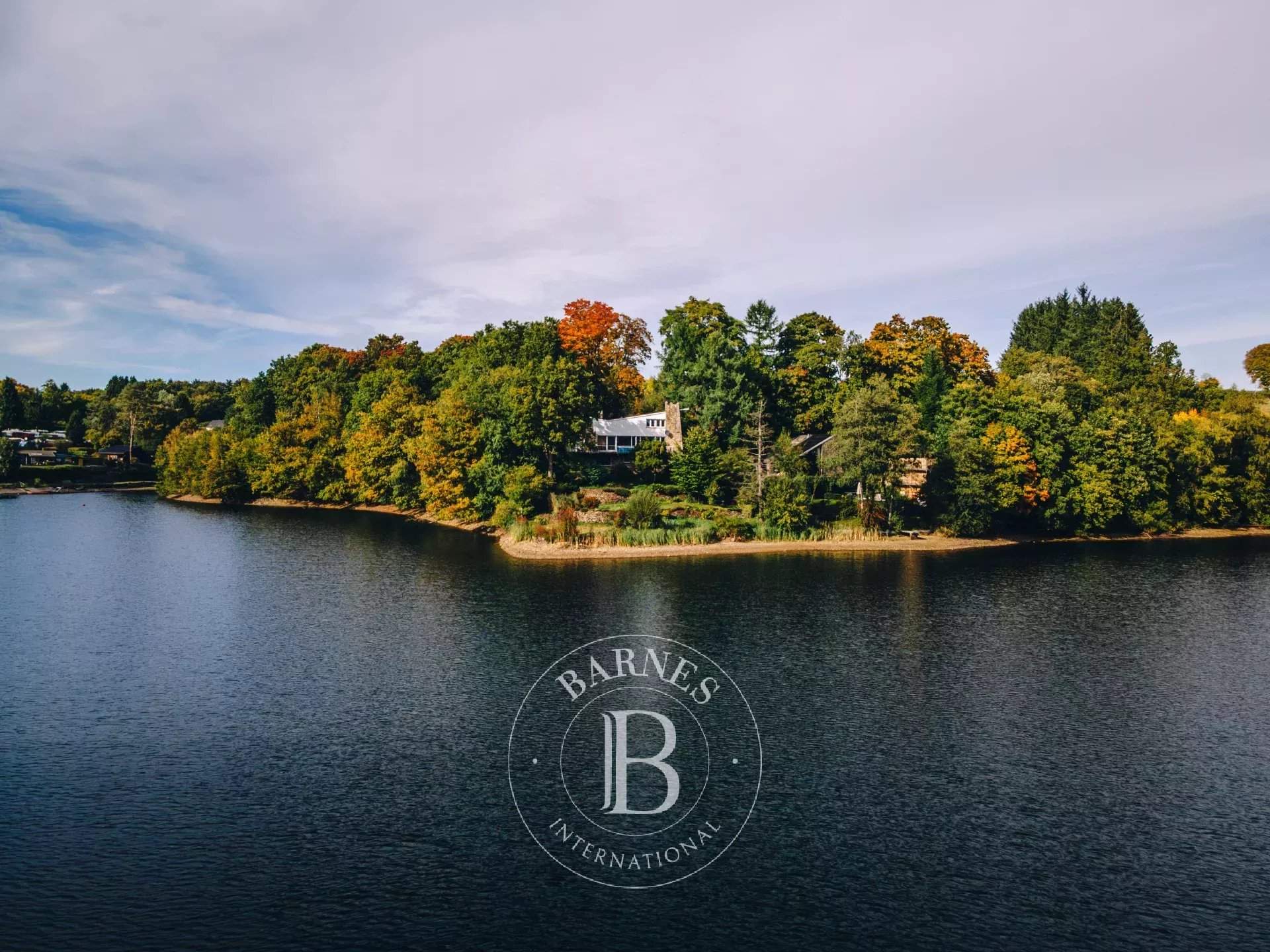 Waimes  - House 4 Bedrooms - picture 2