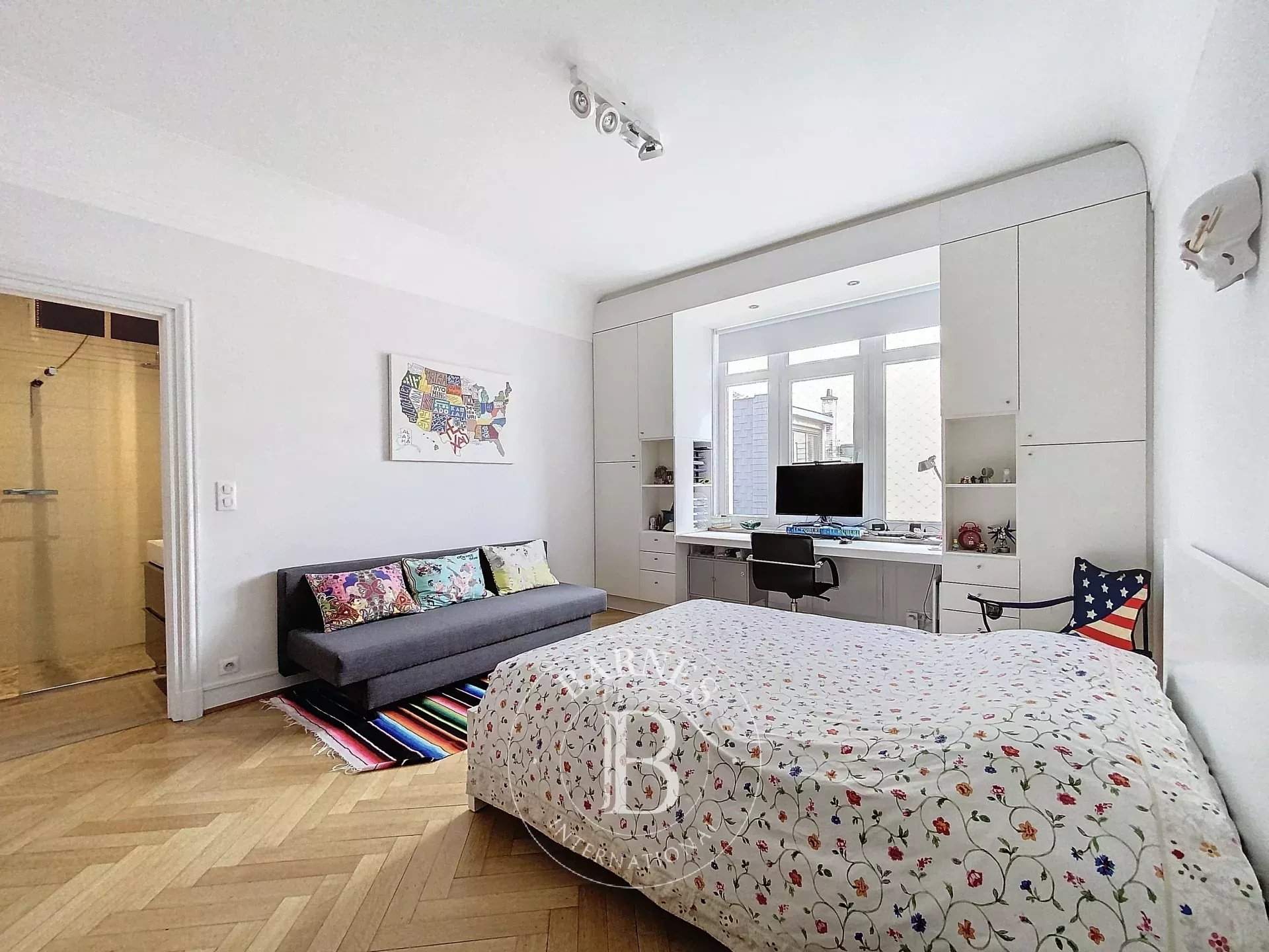 Ixelles  - Appartement 8 Pièces 4 Chambres - picture 10