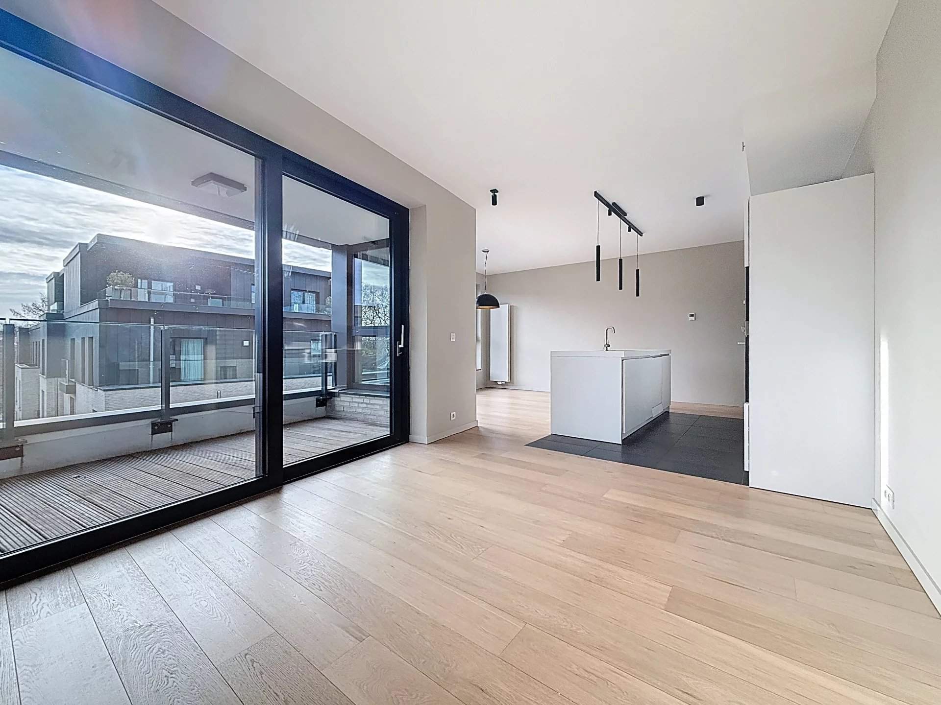 Ixelles  - Apartment 3 Bedrooms - picture 1