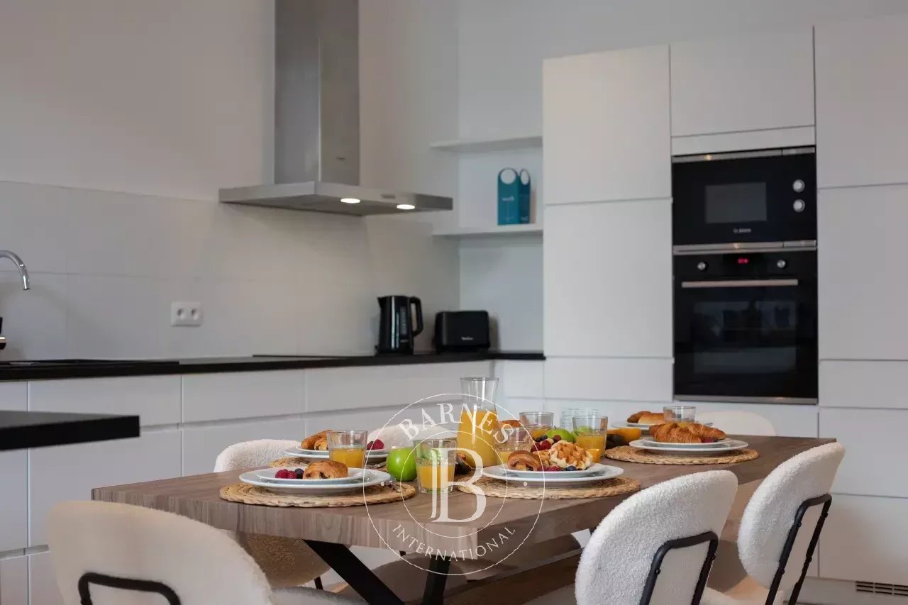 Ixelles  - Appartement 7 Pi&egrave;ces 2 Chambres - picture 5