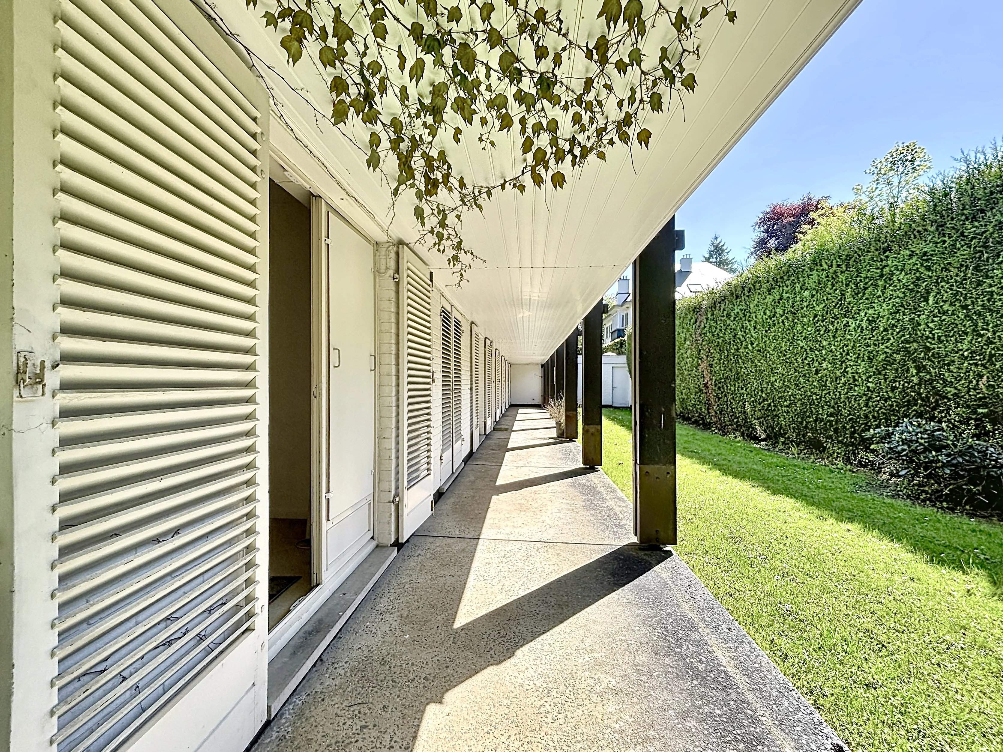 Uccle  - Villa 6 Pi&egrave;ces 4 Chambres - picture 3