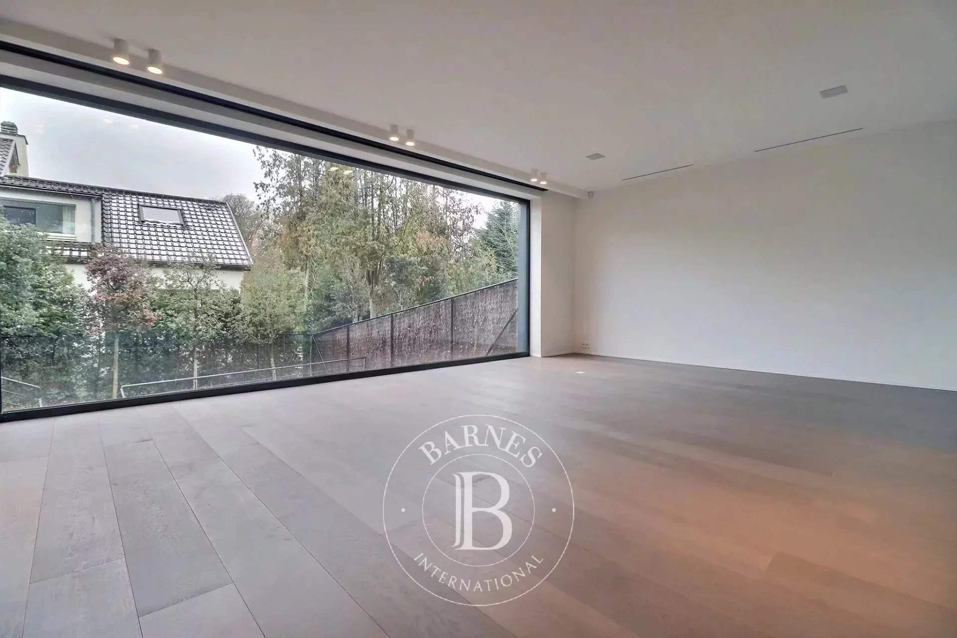 Uccle  - Duplex 10 Pi&egrave;ces 3 Chambres - picture 5