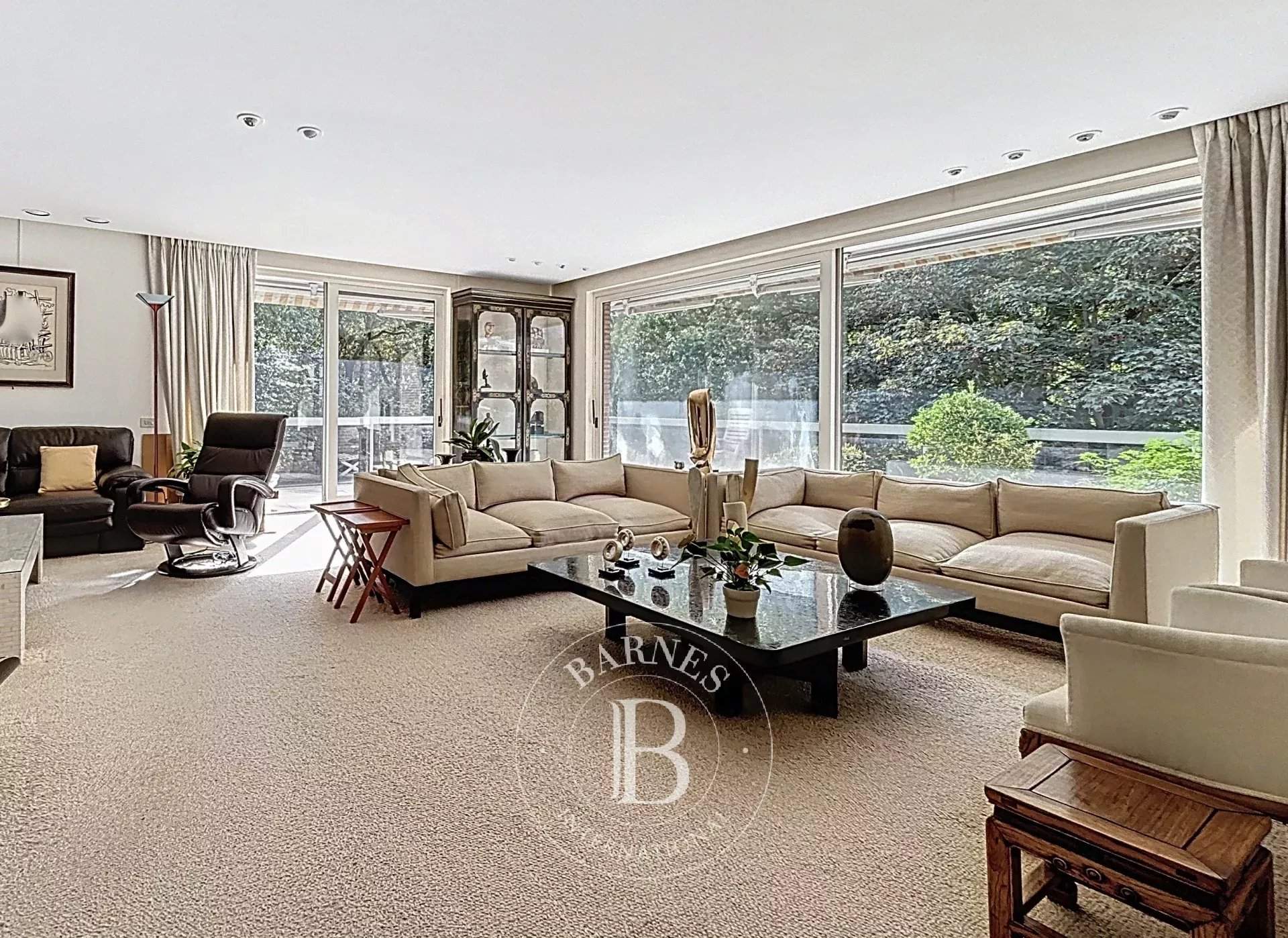 Uccle  - Apartment 2 Bedrooms - picture 1