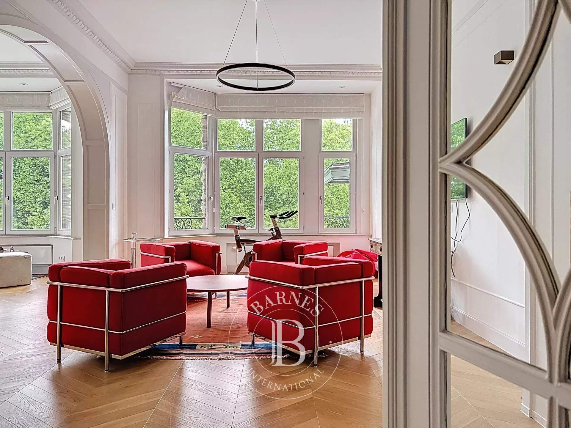 Bruxelles  - Appartement 10 Pièces 2 Chambres - picture 2