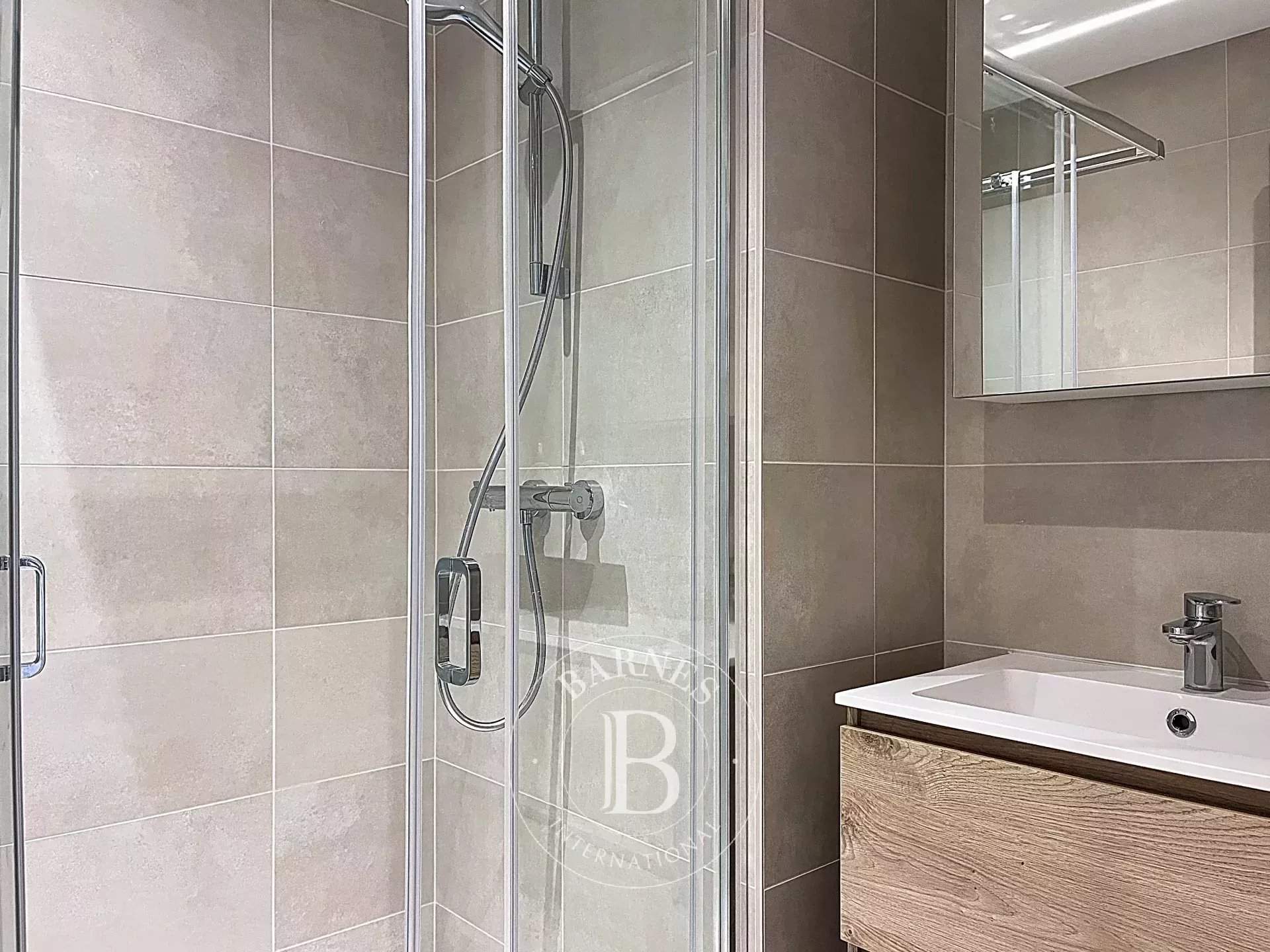 Bruxelles  - Duplex 2 Bedrooms - picture 7