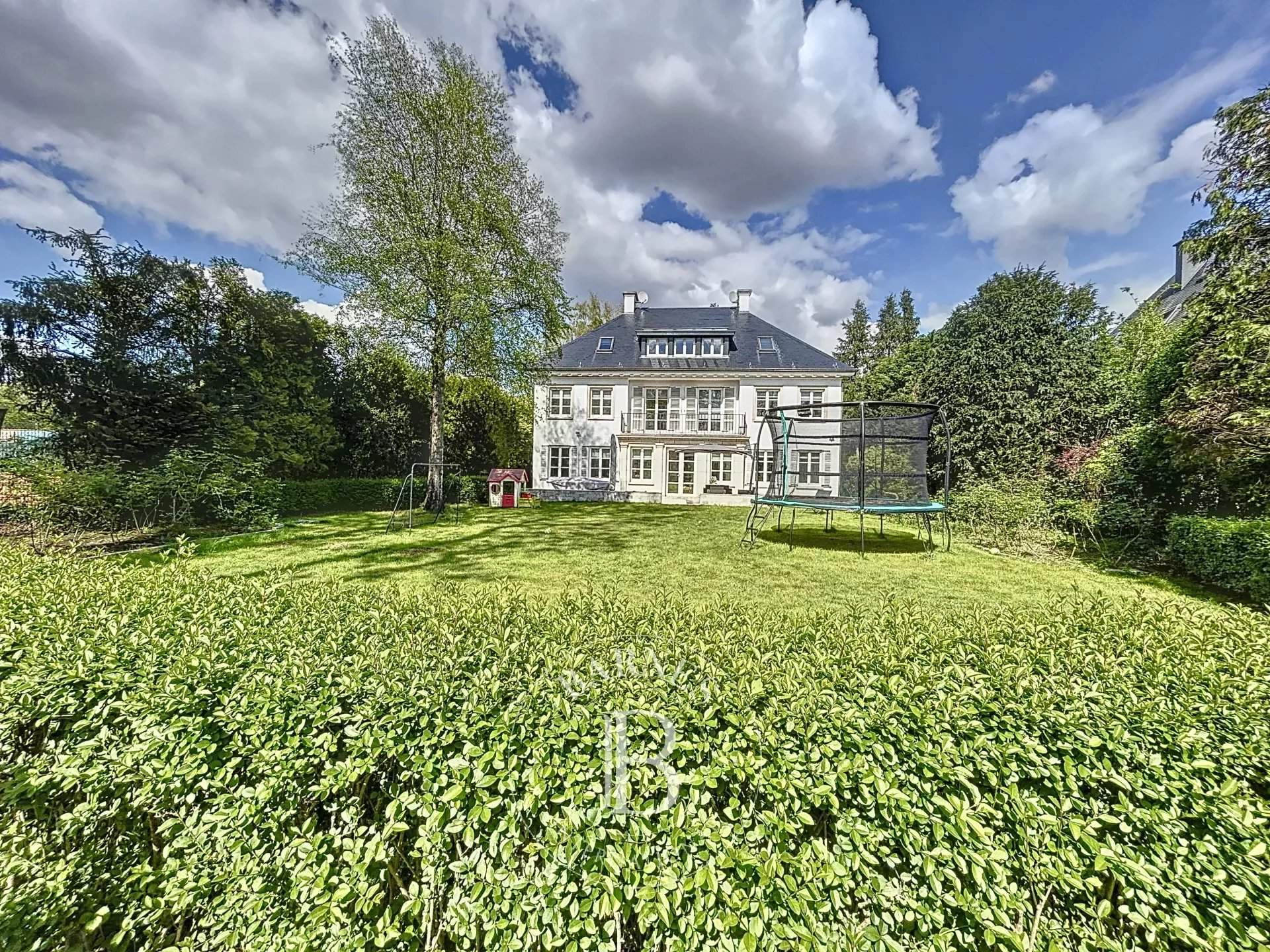 Uccle  - House 5 Bedrooms - picture 1