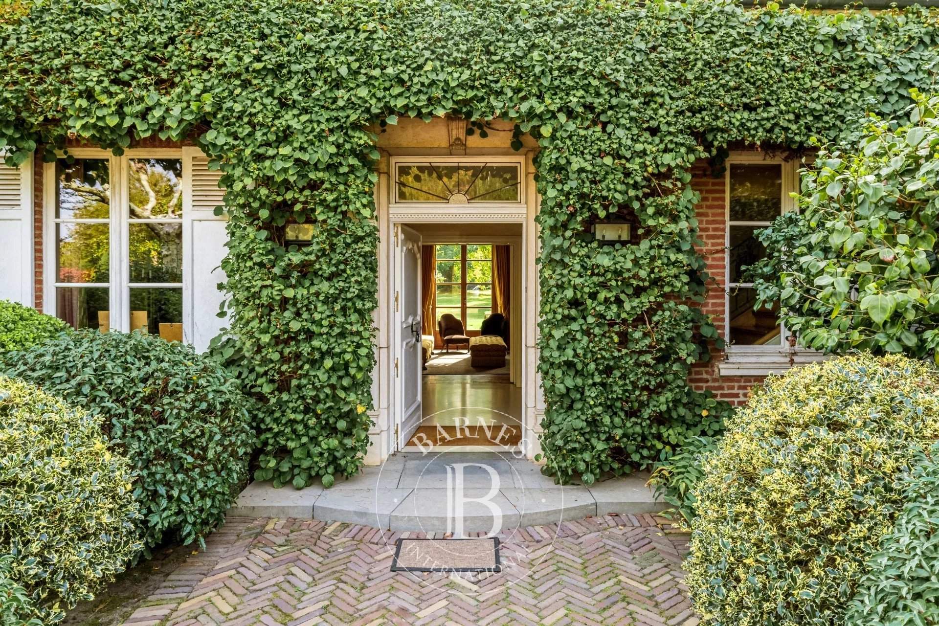 Tervuren  - Property 8 Bedrooms - picture 9