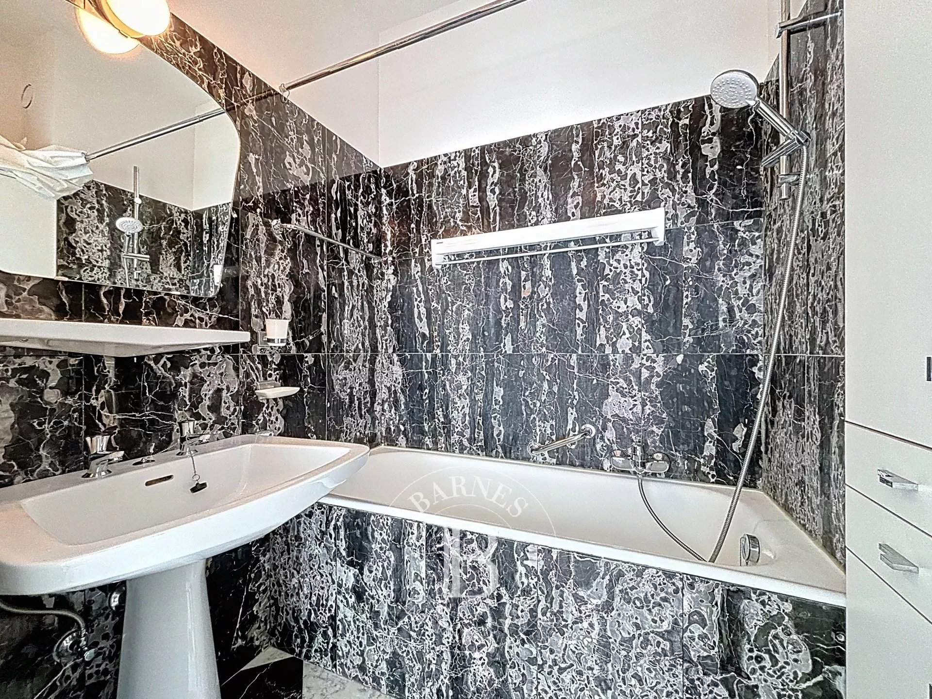 Ixelles  - Apartment 3 Bedrooms - picture 13