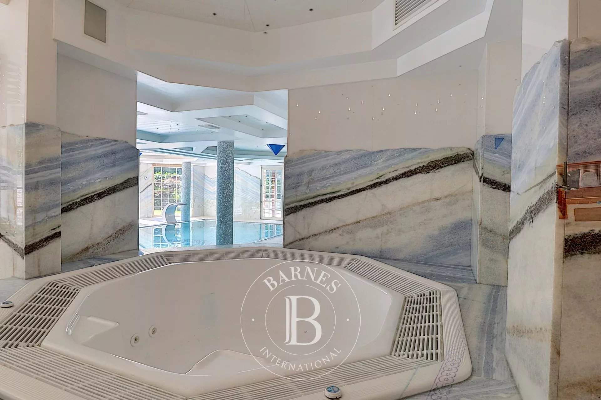 Uccle  - House 6 Bedrooms - picture 10