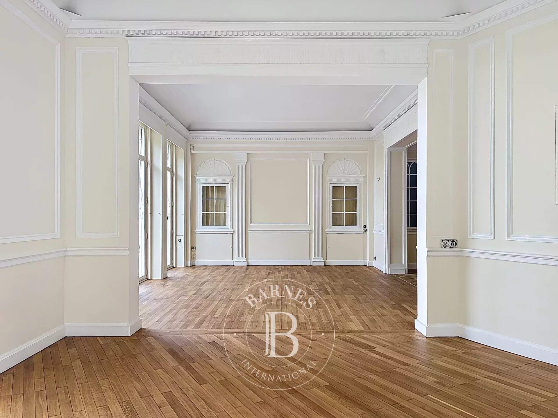 Bruxelles  - Duplex 12 Pi&egrave;ces 3 Chambres - picture 2