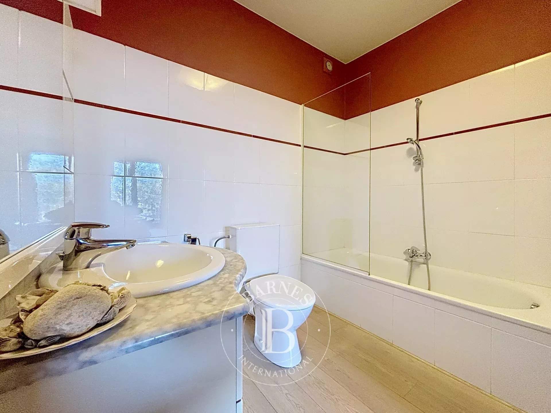 Ixelles  - Appartement 4 Pièces 2 Chambres - picture 11