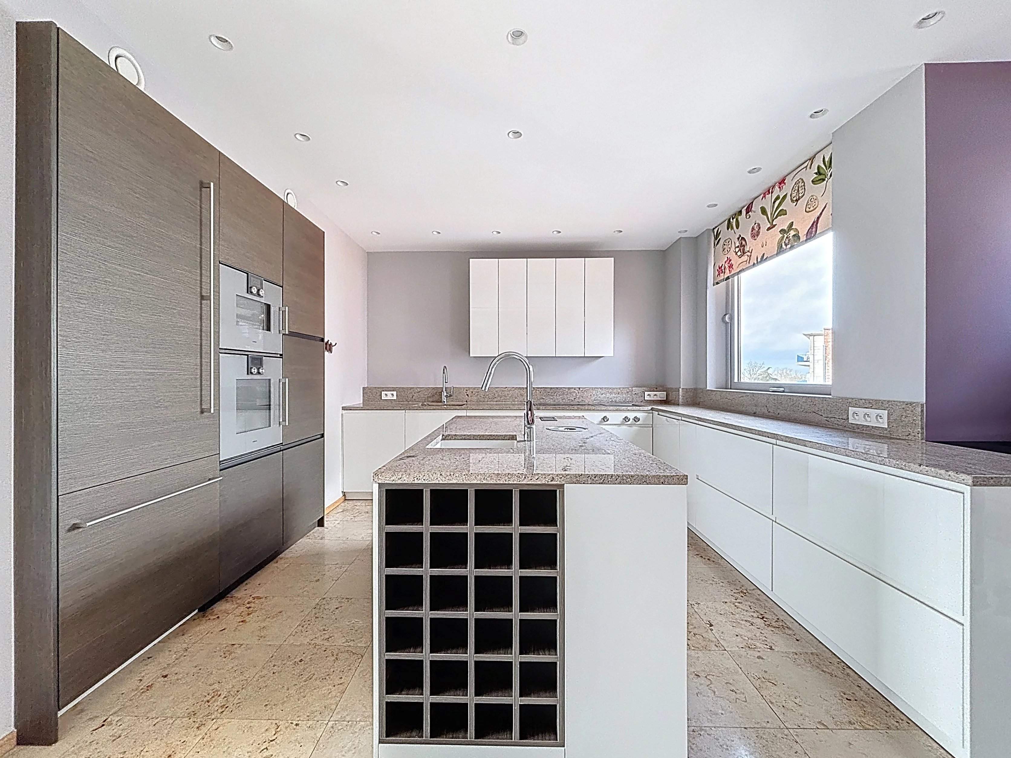 Uccle  - Appartement 10 Pi&egrave;ces 4 Chambres - picture 8