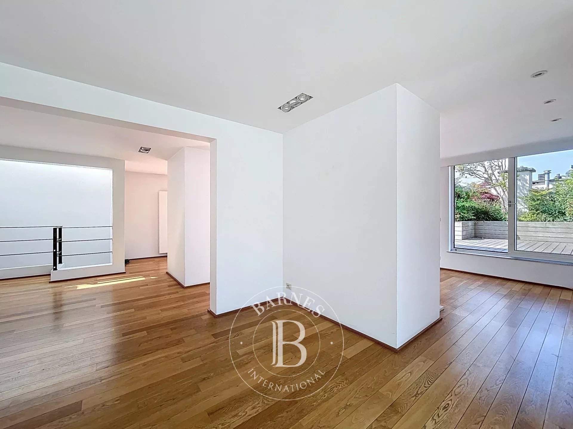 Uccle  - Apartment 4 Bedrooms - picture 12