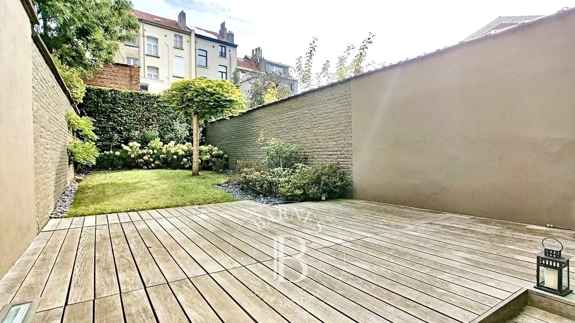 Ixelles  - Maison 14 Pièces 5 Chambres - picture 9