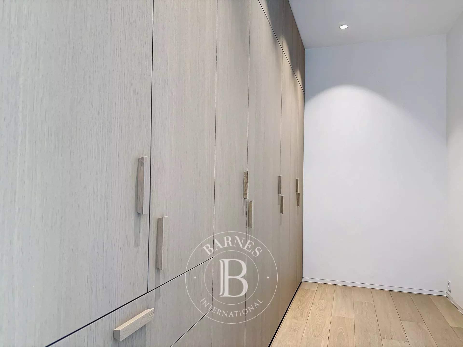 Uccle  - Appartement 12 Pi&egrave;ces 3 Chambres - picture 13