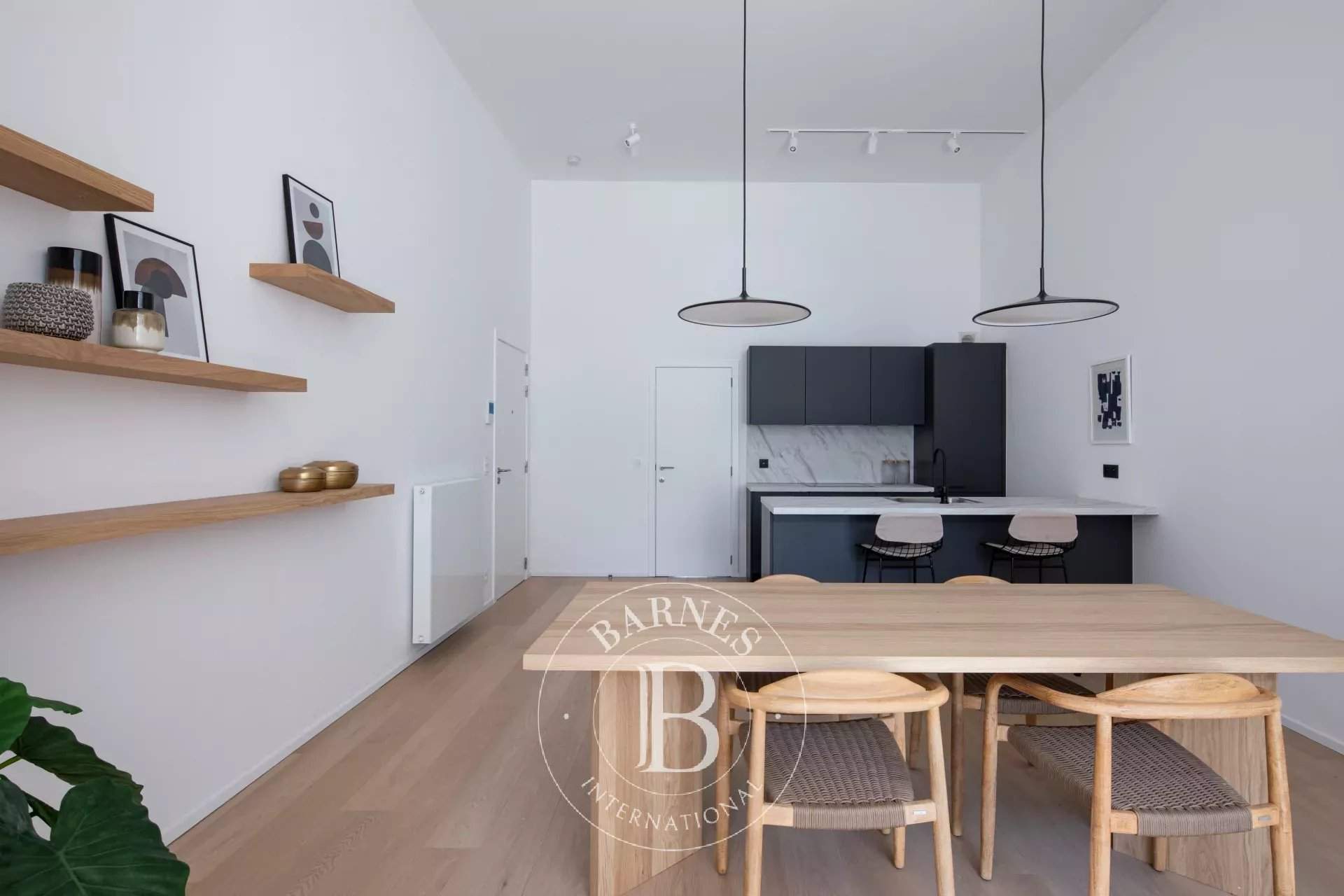 Bruxelles  - Appartement 6 Pi&egrave;ces 2 Chambres - picture 2