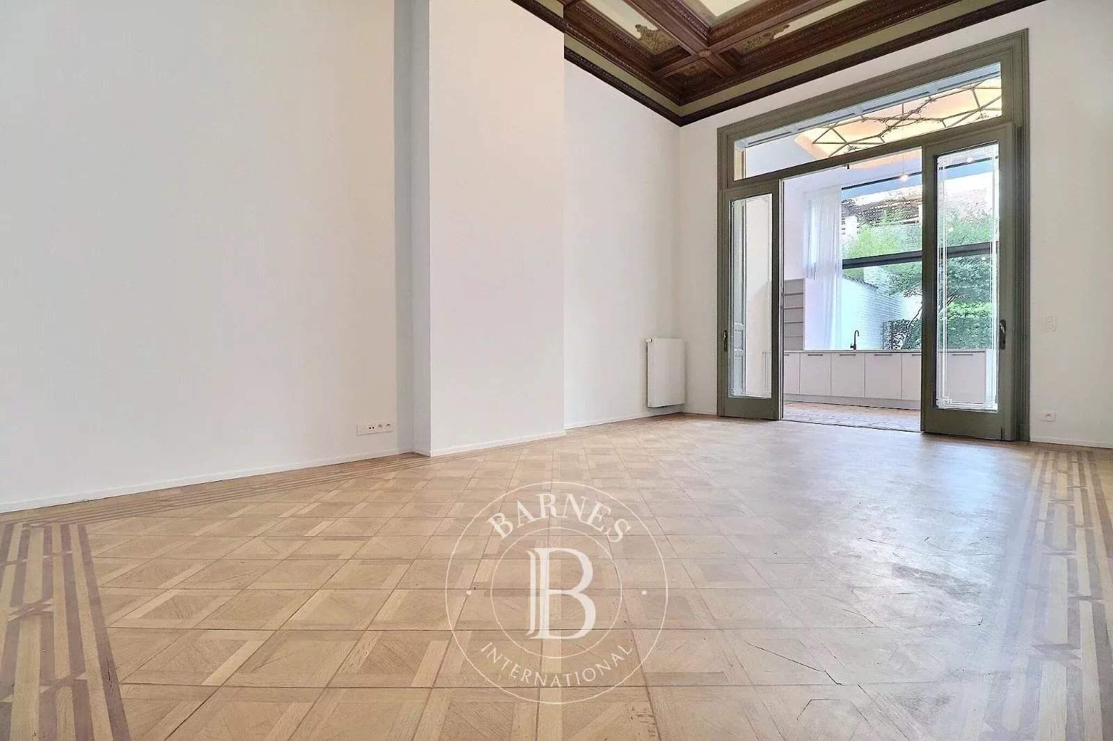 Bruxelles  - Duplex 10 Pi&egrave;ces 2 Chambres - picture 1