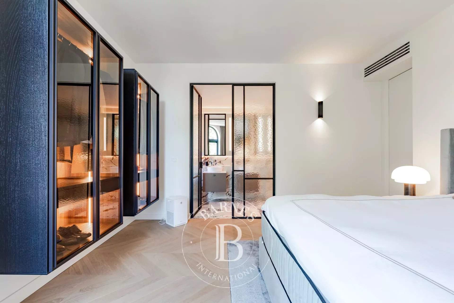 Uccle  - Apartment 3 Bedrooms - picture 12