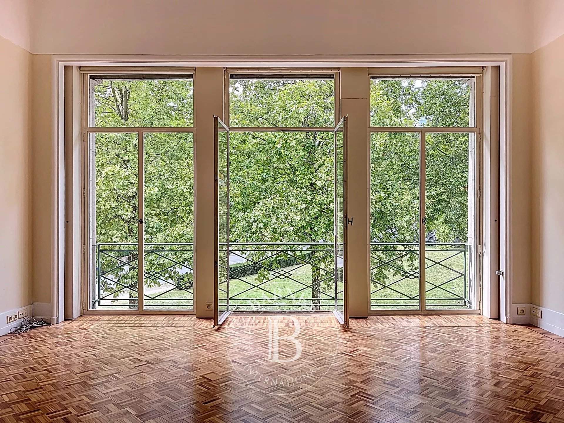 Bruxelles  - Duplex 3 Bedrooms - picture 3