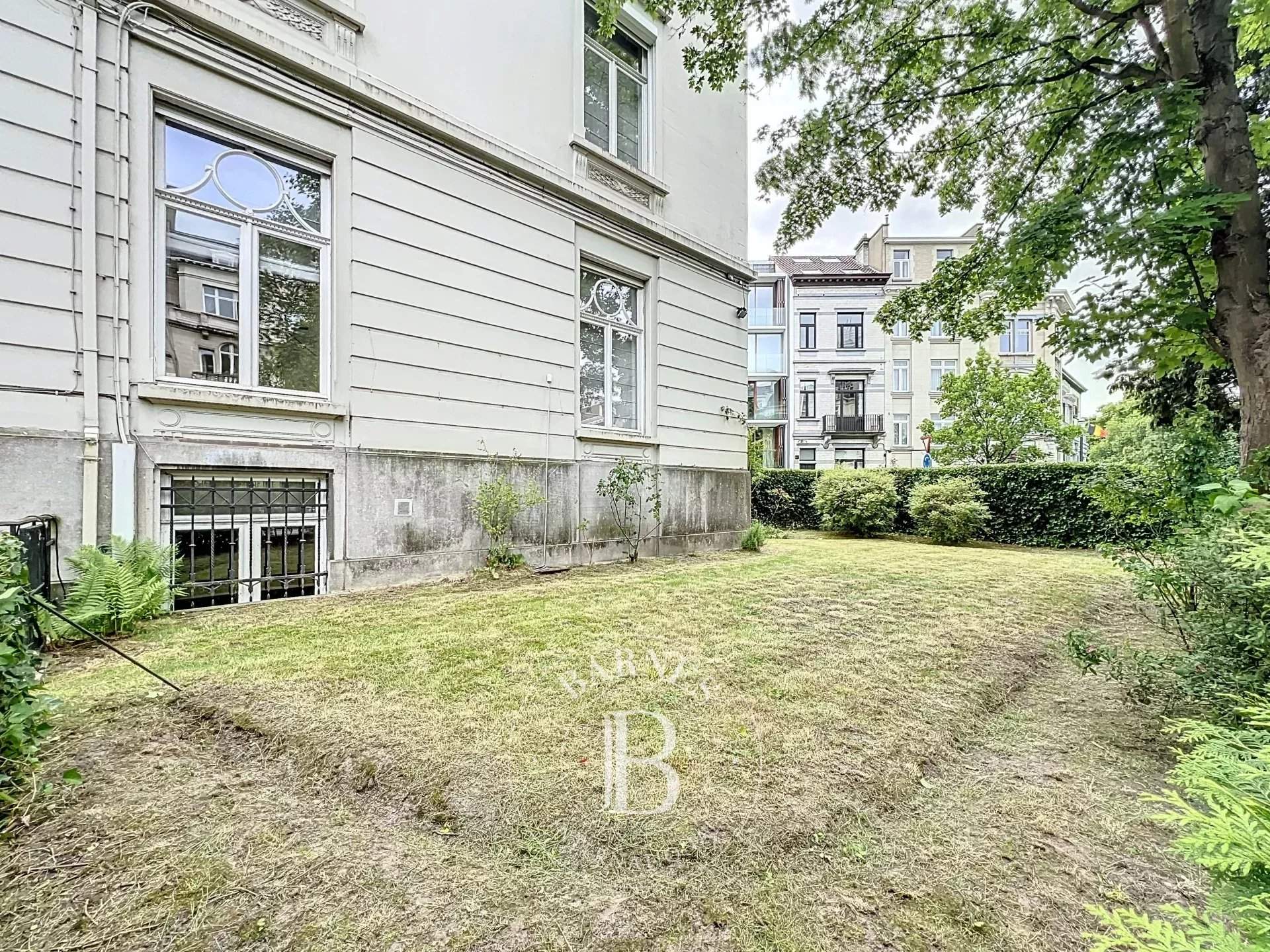 Ixelles  - Mansion 5 Bedrooms - picture 20