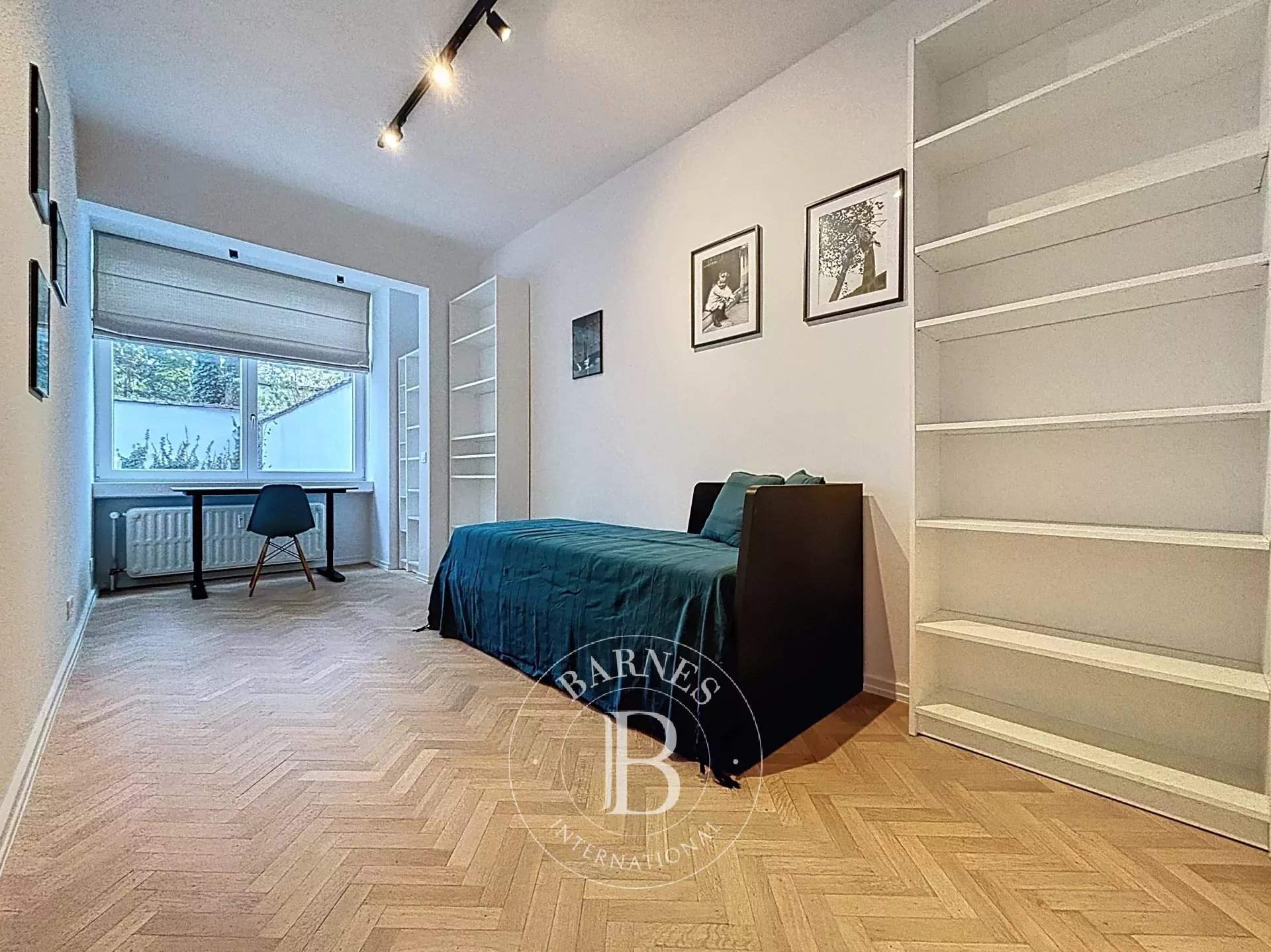 Saint-Gilles  - Appartement 7 Pi&egrave;ces 2 Chambres - picture 17