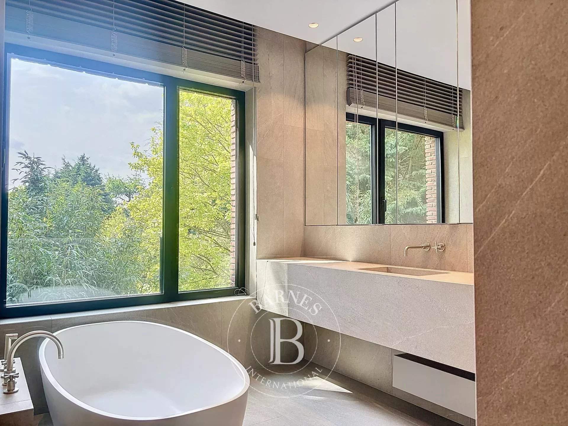 Uccle  - Appartement 12 Pi&egrave;ces 3 Chambres - picture 16