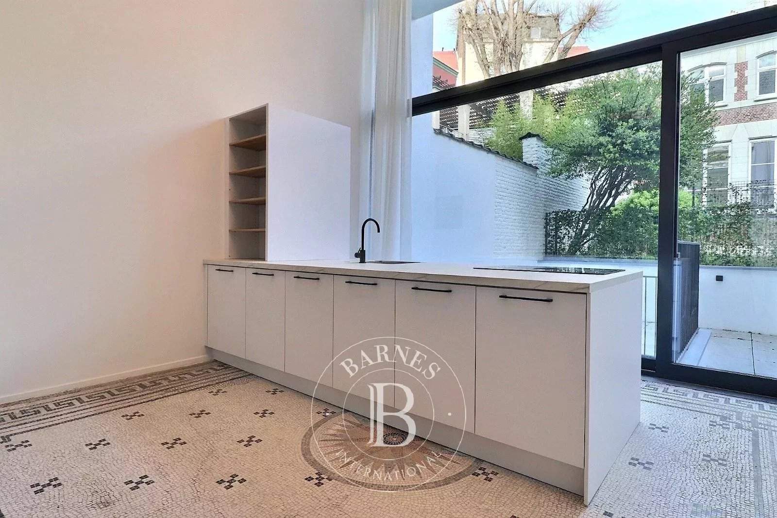 Bruxelles  - Duplex 10 Pi&egrave;ces 2 Chambres - picture 7