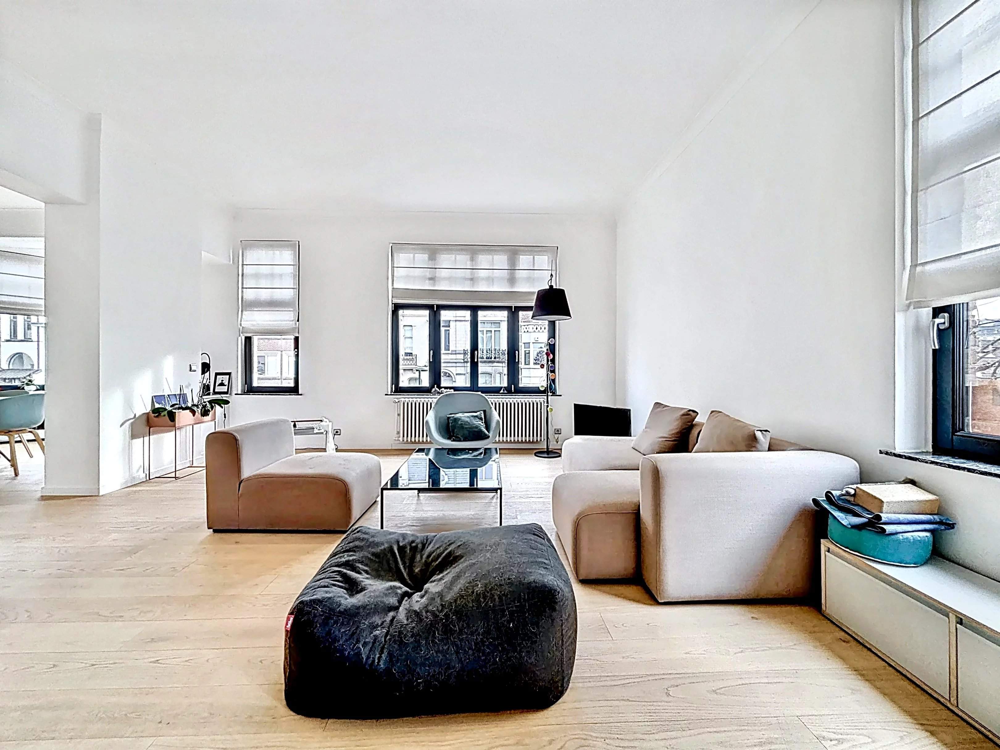 Uccle  - Appartement 10 Pi&egrave;ces 3 Chambres - picture 1