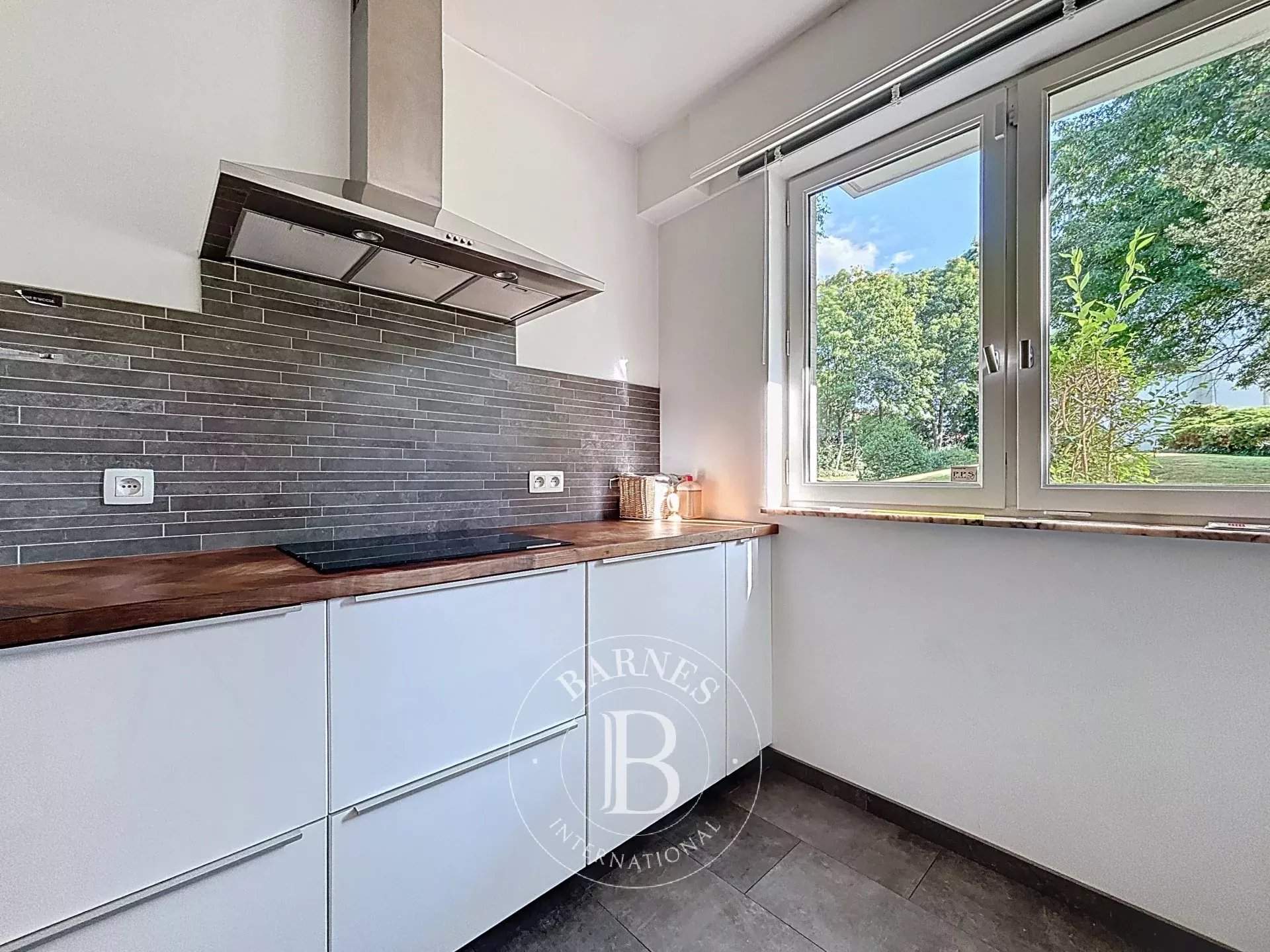 Uccle  - Piso 9 Cuartos 3 Habitaciones - picture 8