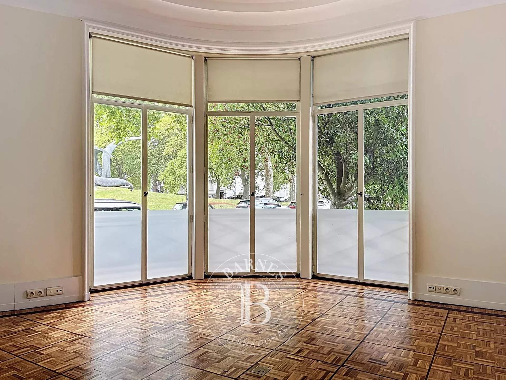 Bruxelles  - Duplex 3 Bedrooms - picture 12