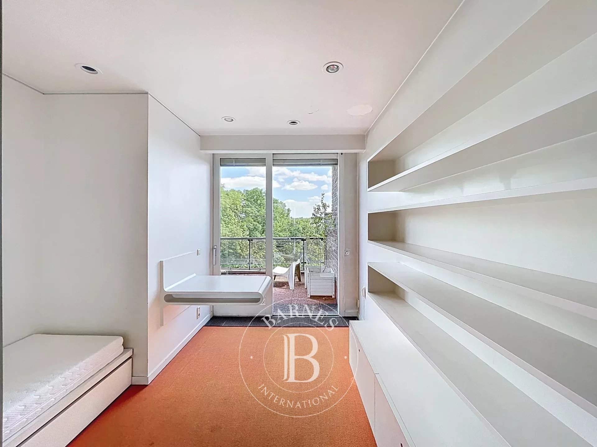 Uccle  - Apartment 3 Bedrooms - picture 4