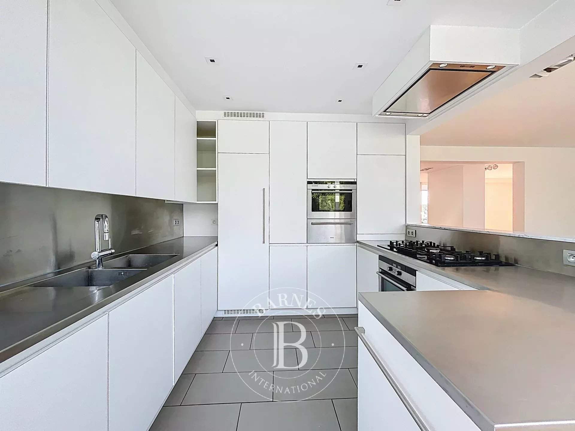 Uccle  - Apartment 4 Bedrooms - picture 9