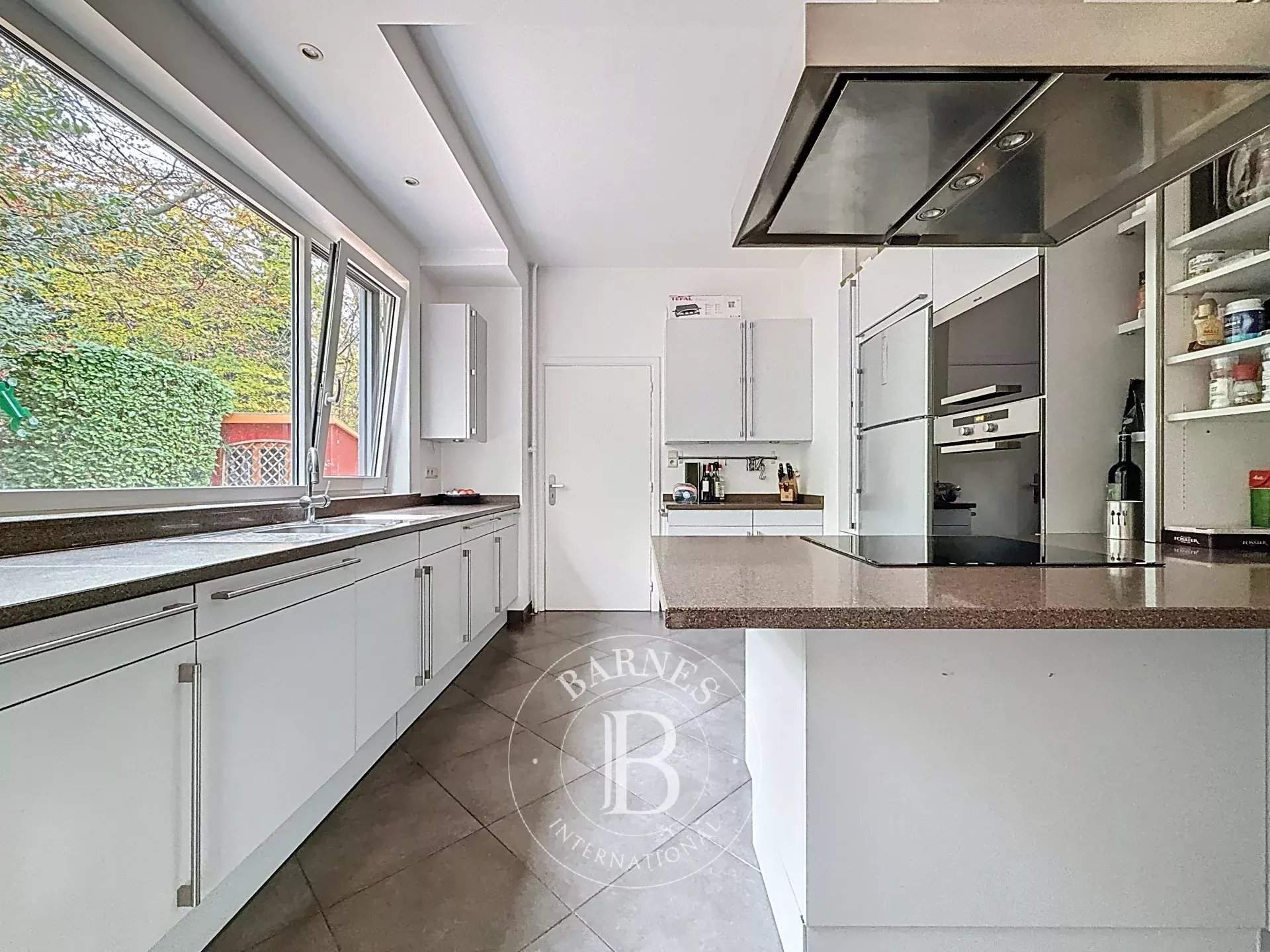 Uccle  - Maison 14 Pi&egrave;ces 5 Chambres - picture 4