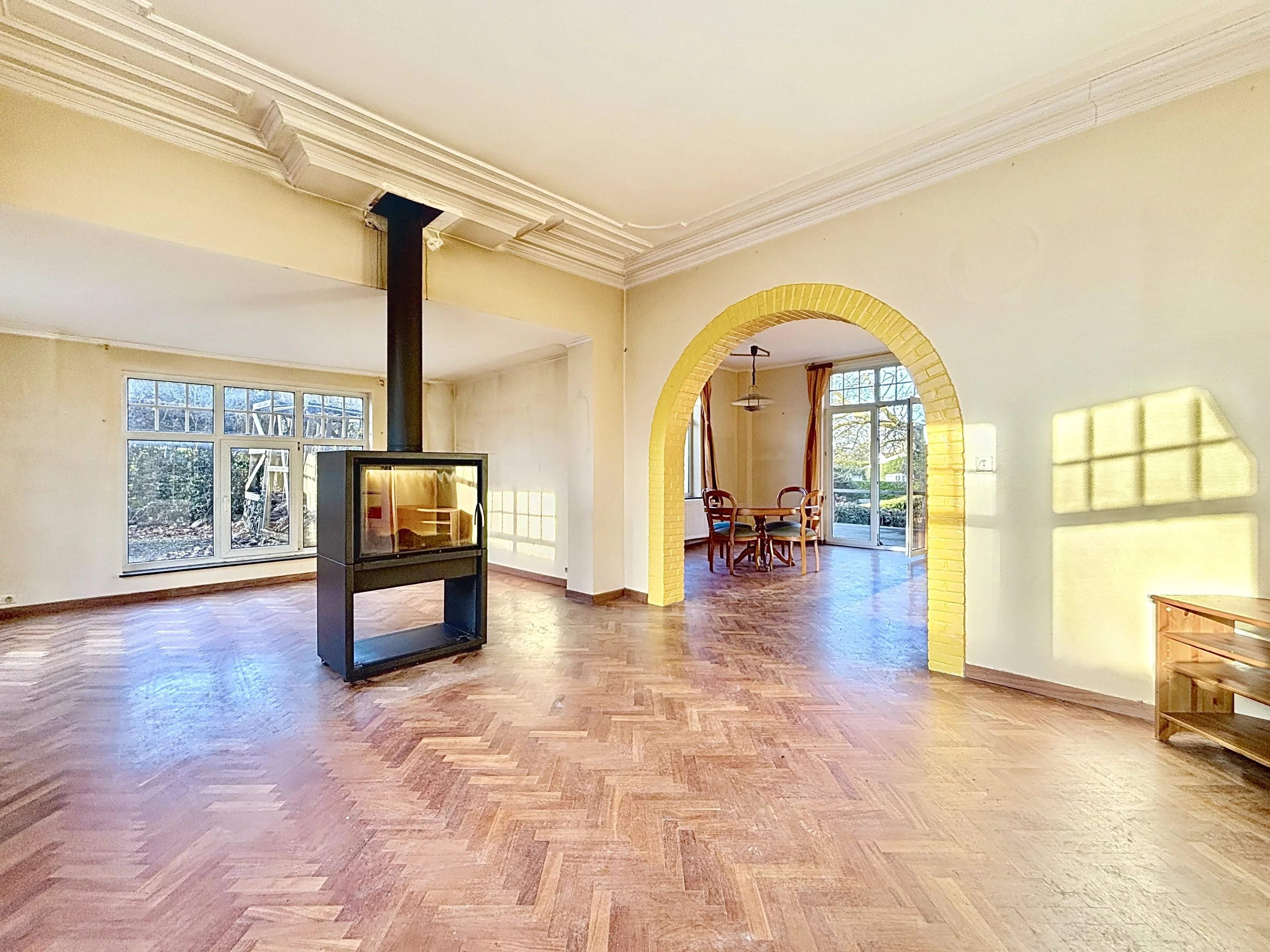 Uccle  - Maison 8 Pi&egrave;ces 4 Chambres - picture 3