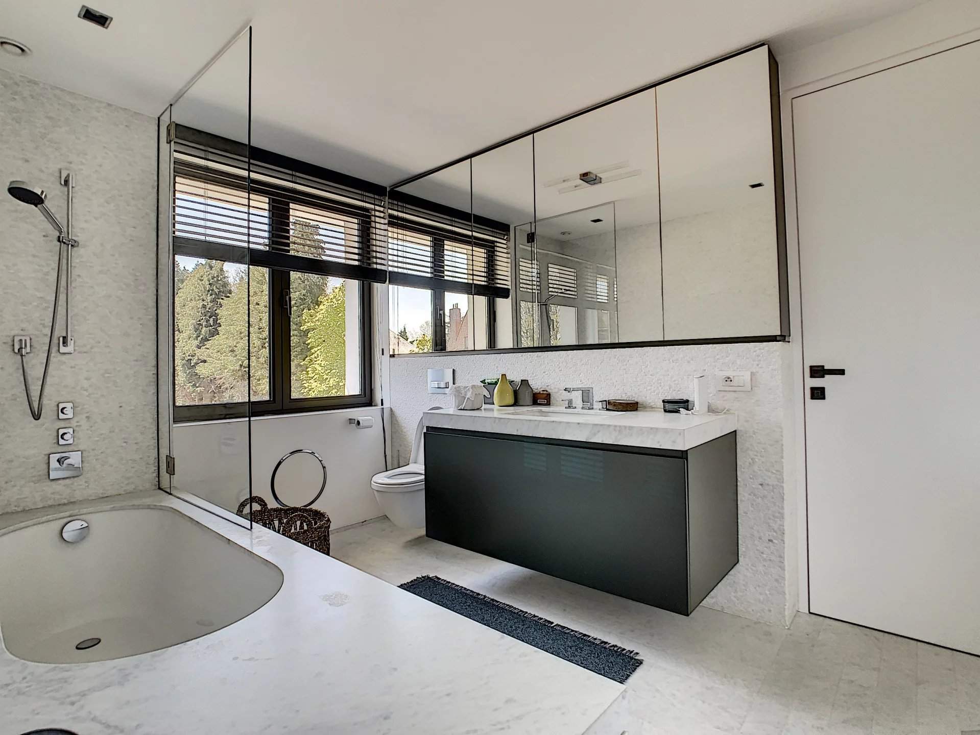Uccle  - Maison 20 Pi&egrave;ces 5 Chambres - picture 12