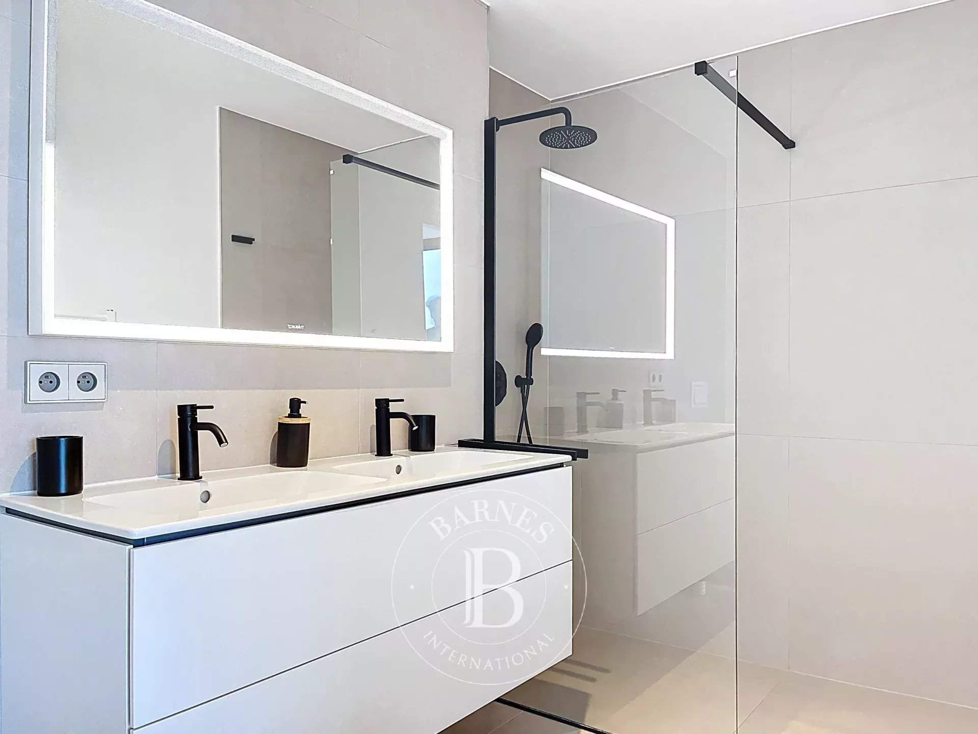 Bruxelles  - Piso 7 Cuartos 2 Habitaciones - picture 17