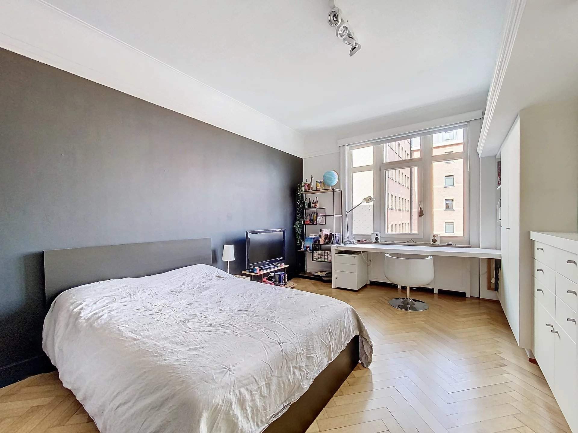 Ixelles  - Appartement 8 Pi&egrave;ces 4 Chambres - picture 8
